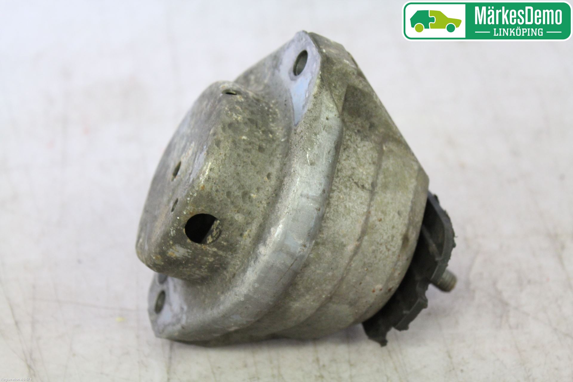 BMW 6 E63/64    02-10 Motorfäste