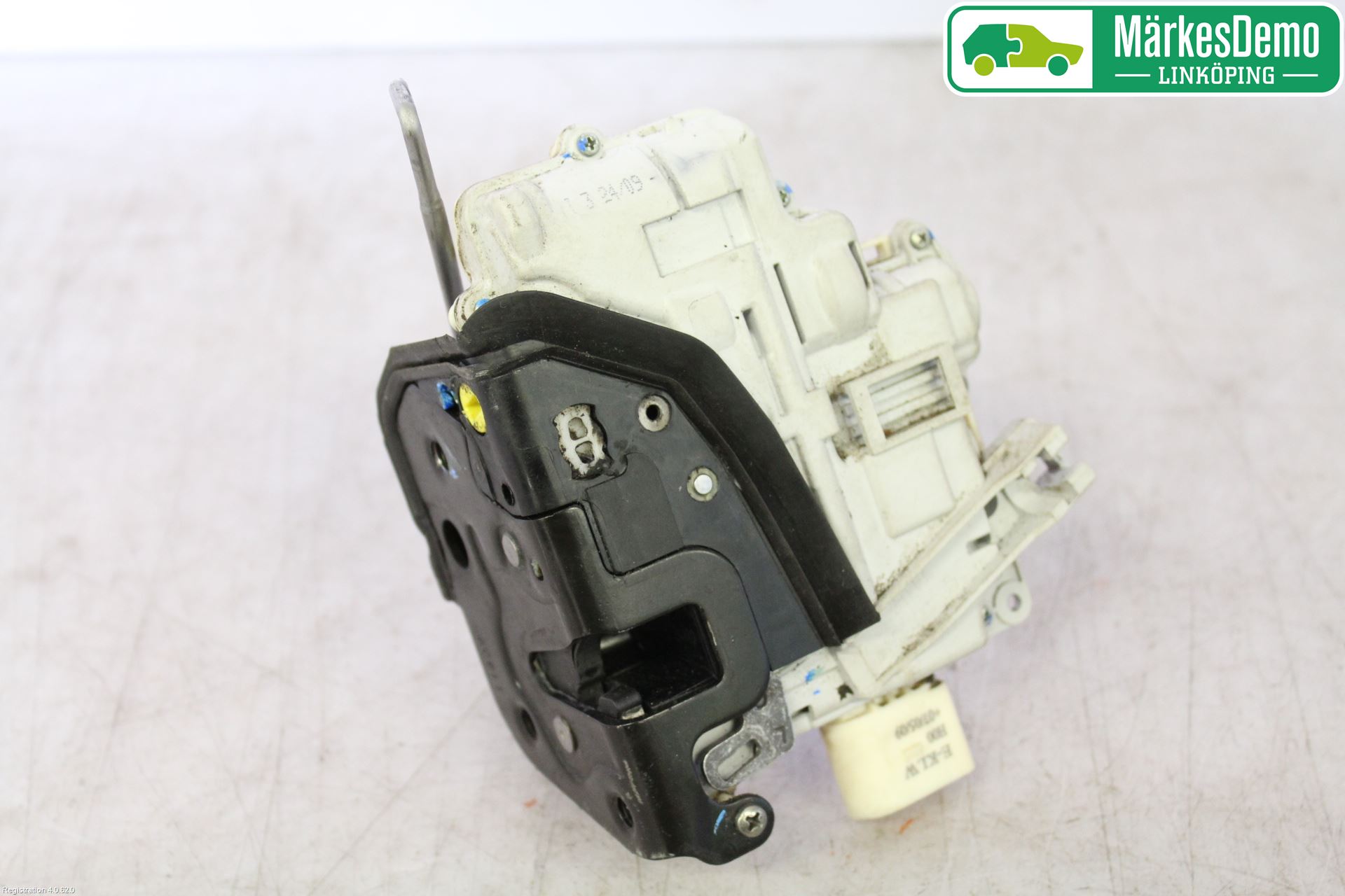 Audi A6/S6     05-11 Låskista-Dörrlås