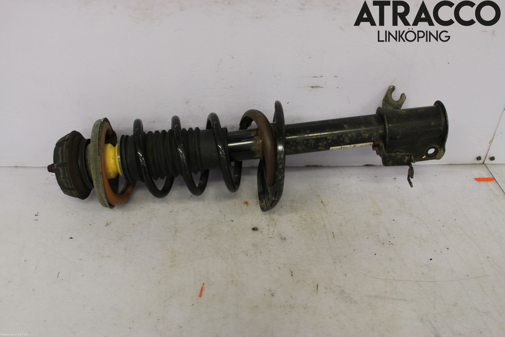 Dacia DOKKER 13- Fjäderben Fram Vänster