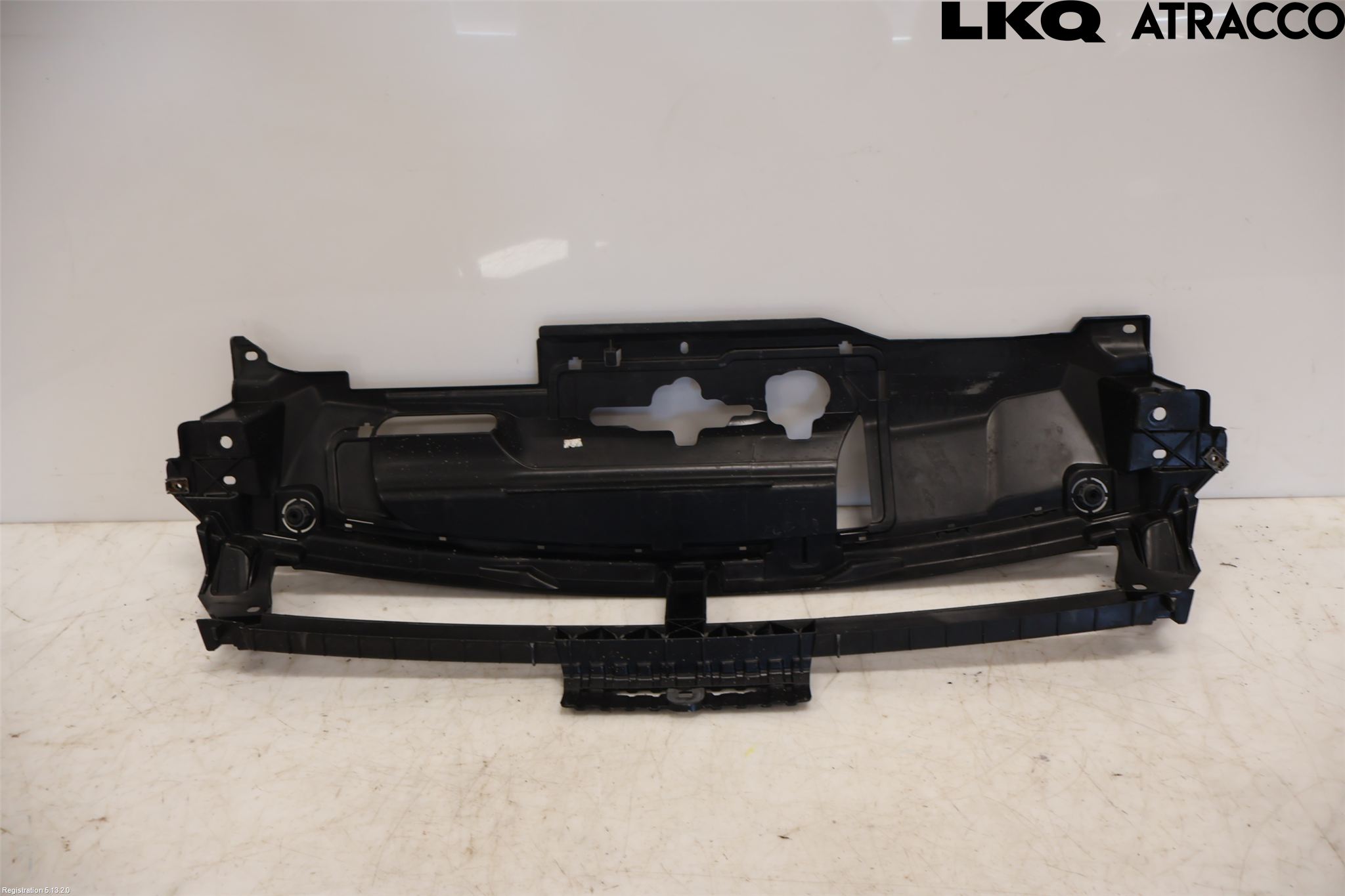 Peugeot 308 14-21 Täckplast Front