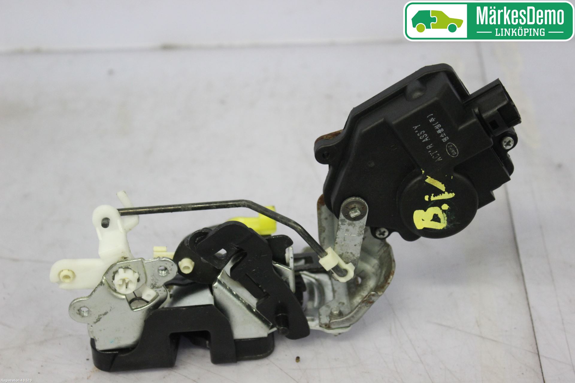 Hyundai TRAJET Låskista-Dörrlås