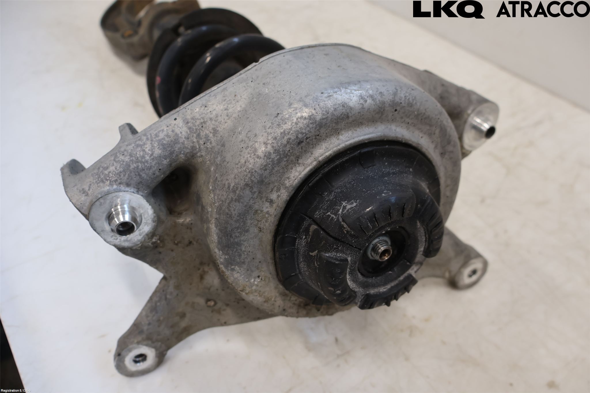 Audi A4 12-15 Fjäderben Fram Vänster