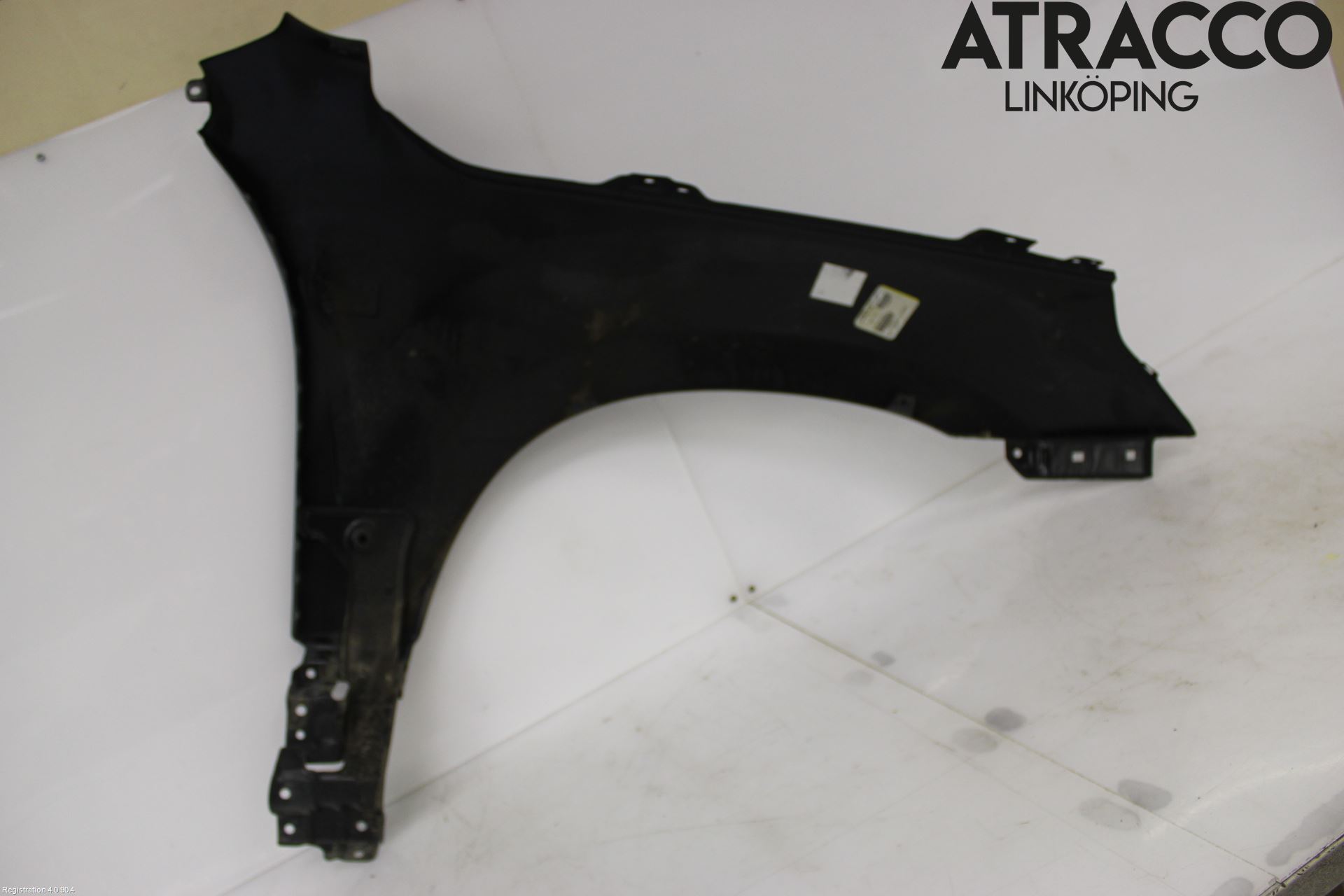 Suzuki GRAND VITARA II 06-14 Skärm Fram Vänster