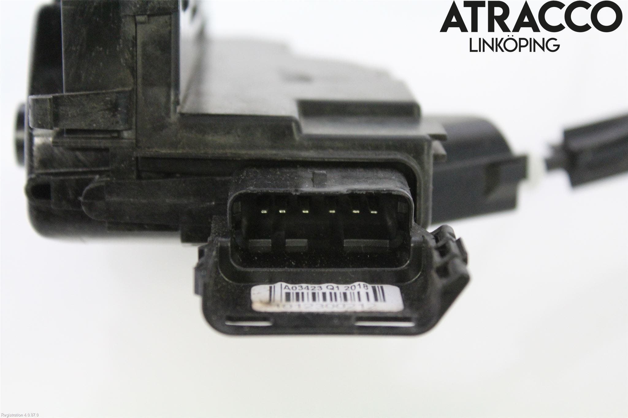 Peugeot 5008 17-24 Låskista-Dörrlås