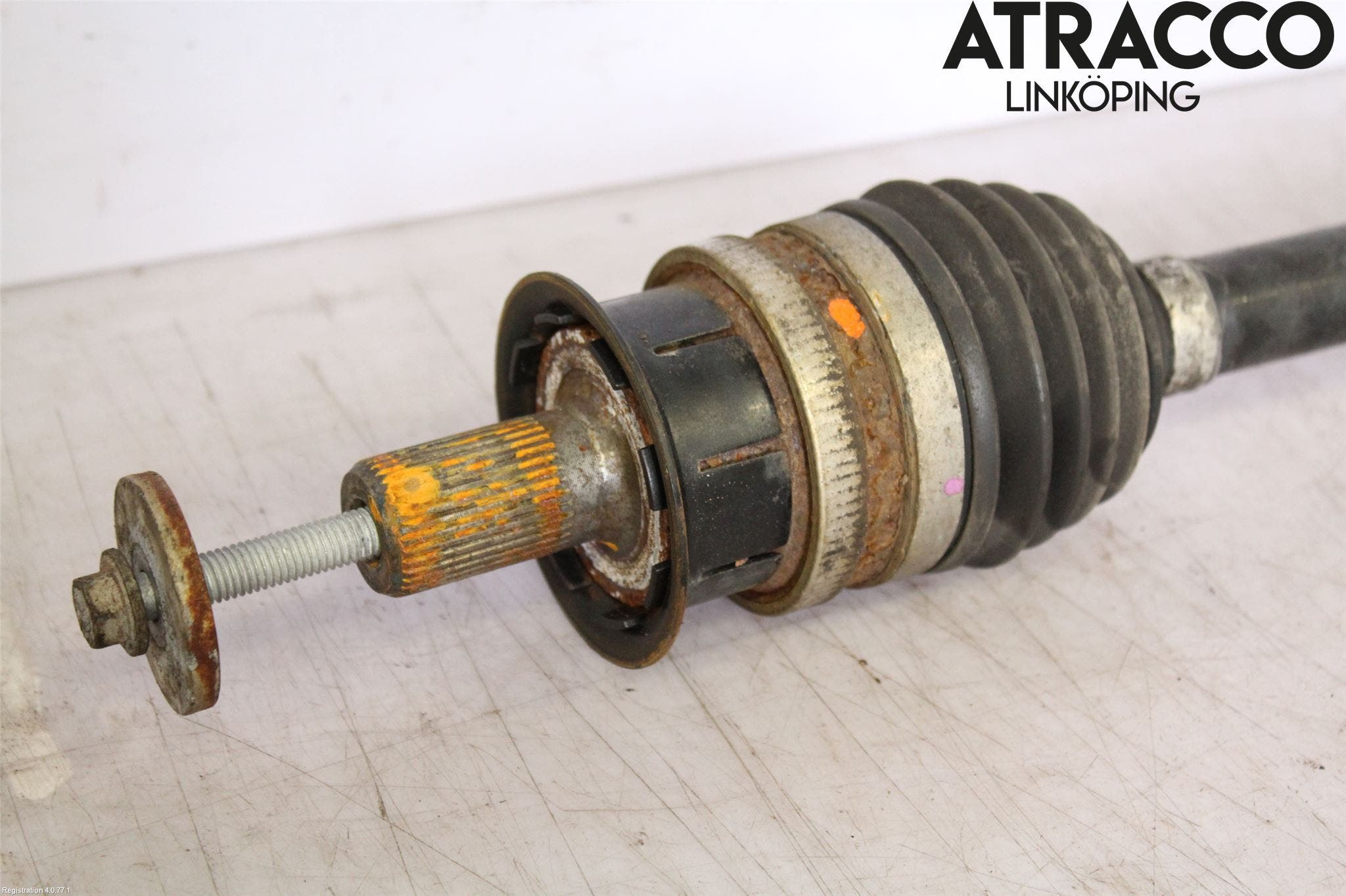 Volvo XC60 14-17 Drivaxel Bak Höger