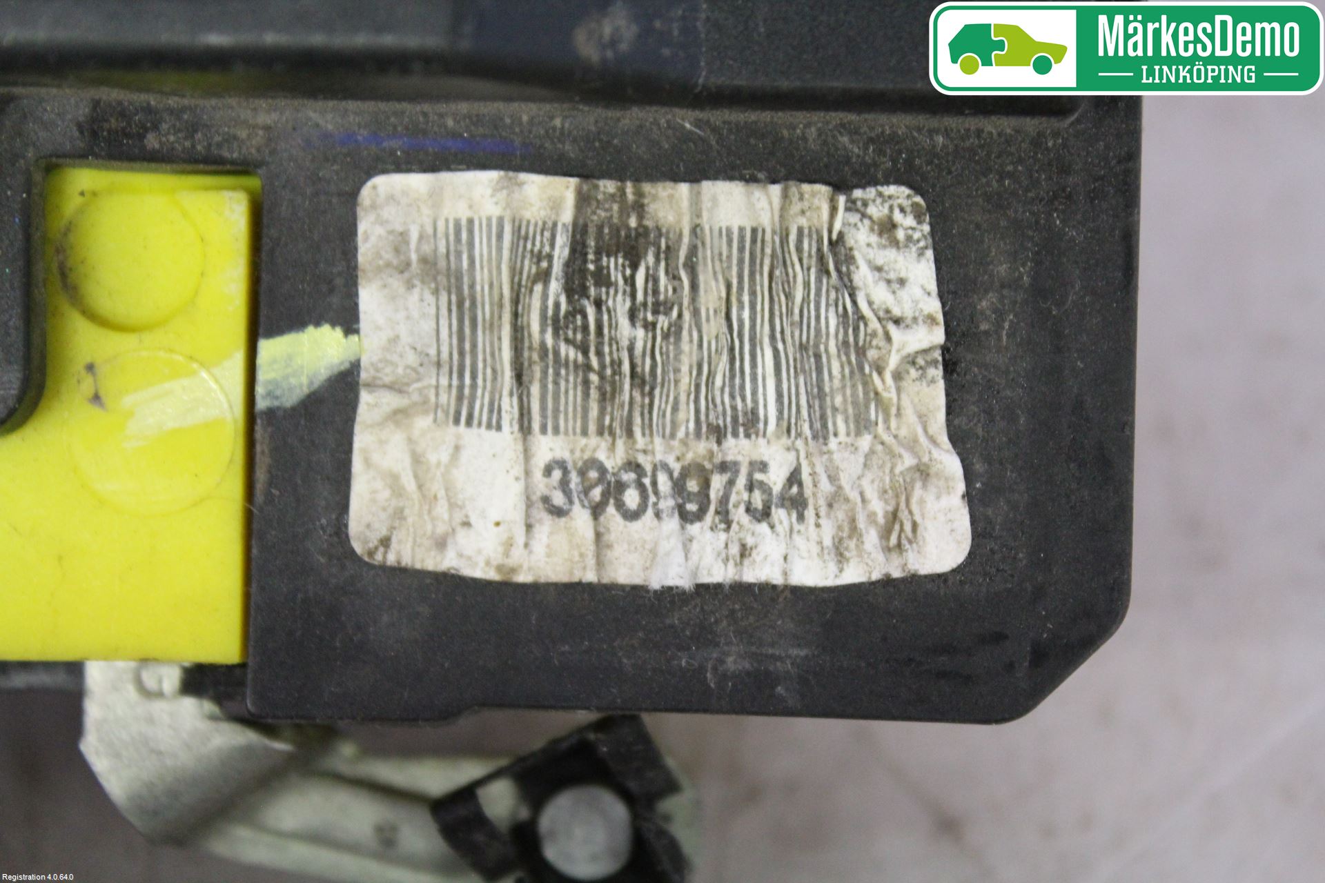 Volvo XC70 05-07 Låskista-Dörrlås