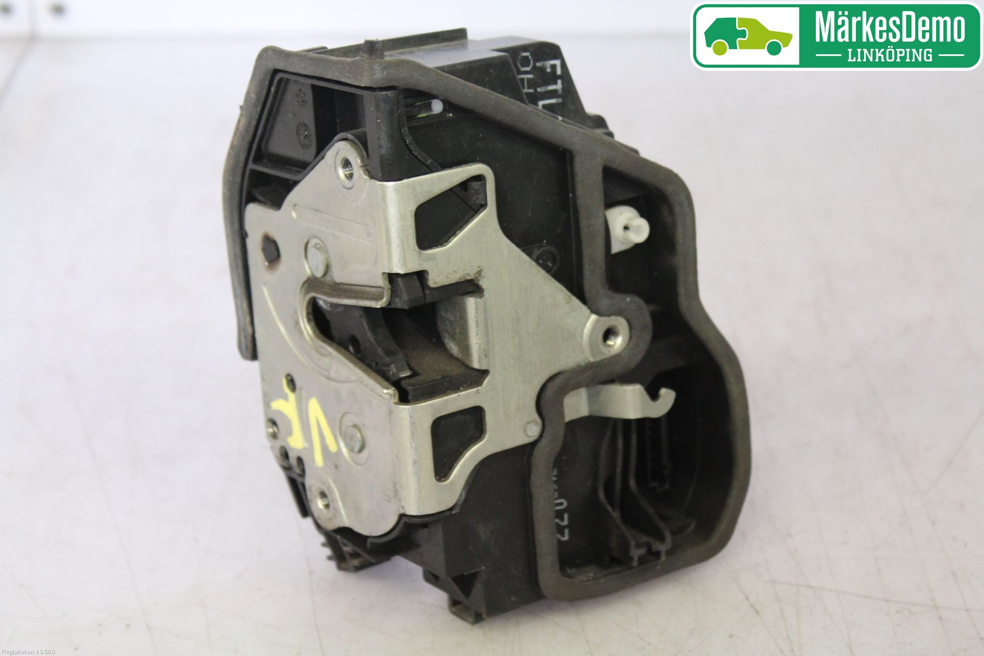 BMW 1 E87/81 5D/3D 03-11 Låskista-Dörrlås