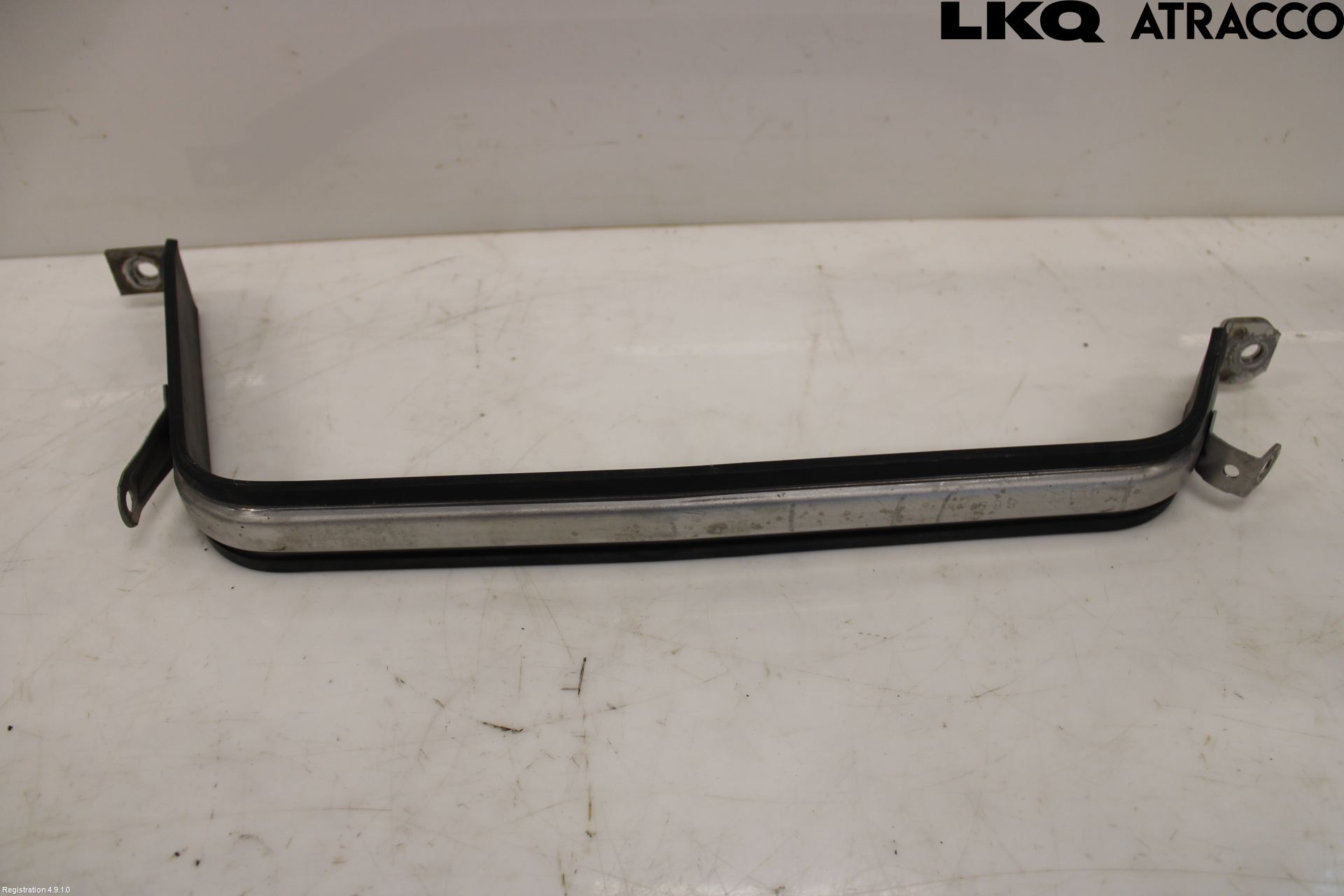 Subaru FORESTER SK 19- Bränsletanksband