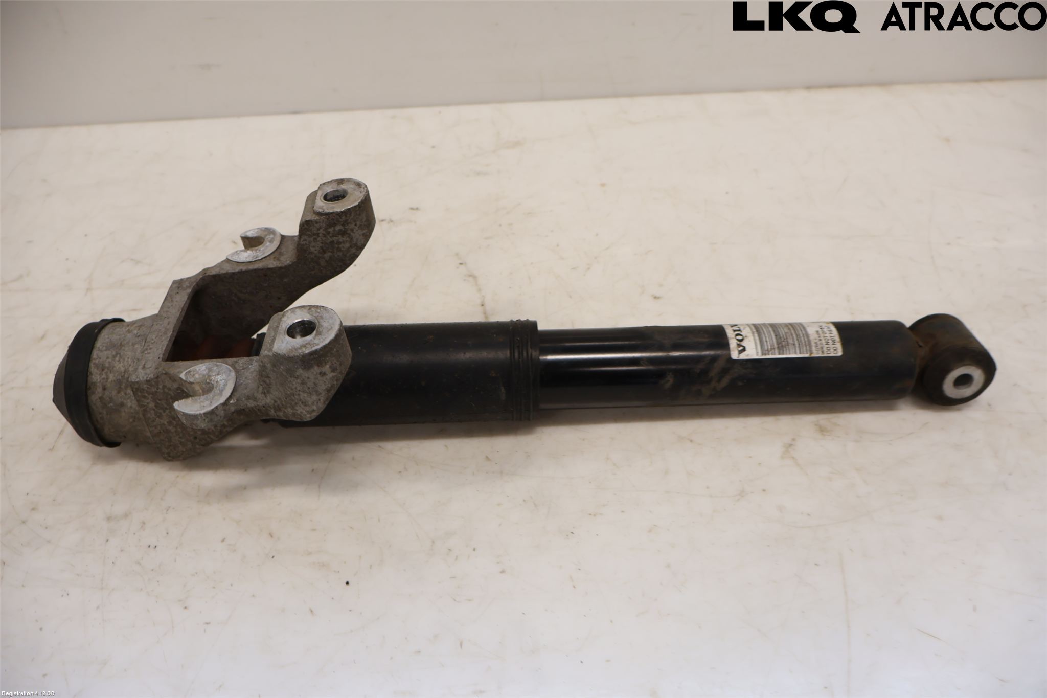 Volvo V90 17->> Stötdämpare Bak