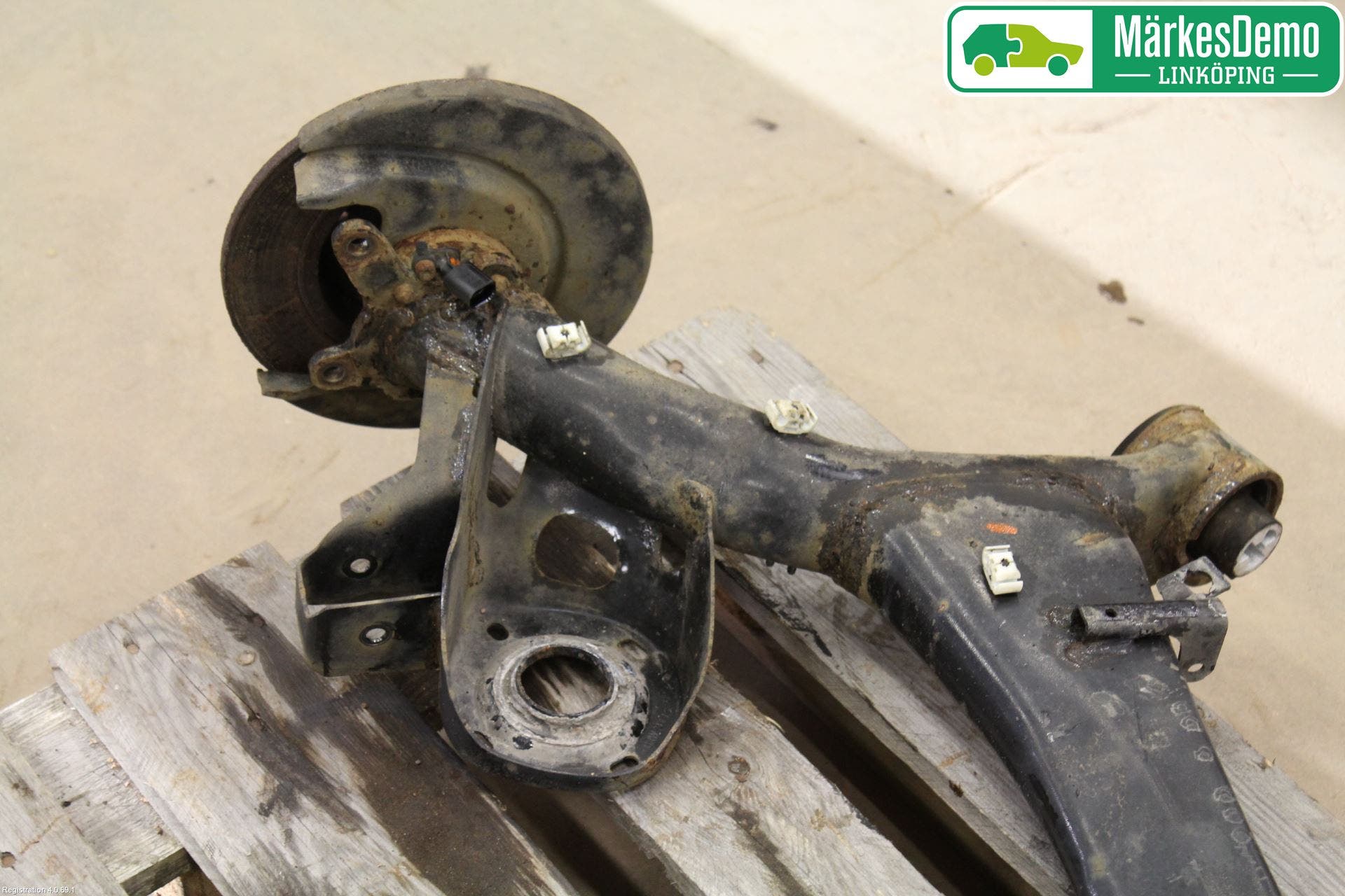 Skoda FABIA 15-21 Bakaxel