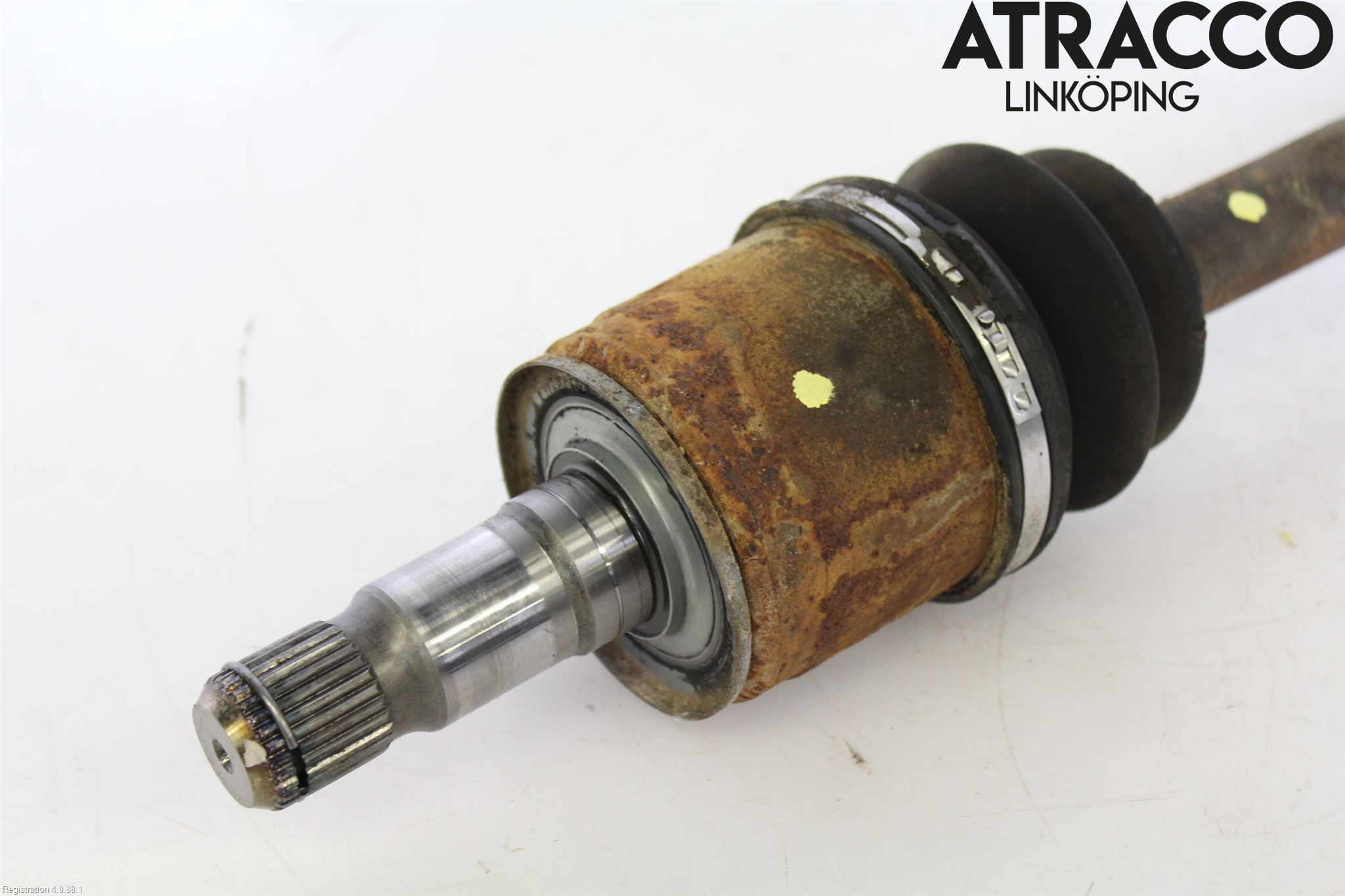 Mitsubishi L200 16-23 Drivaxel Fram Vänster