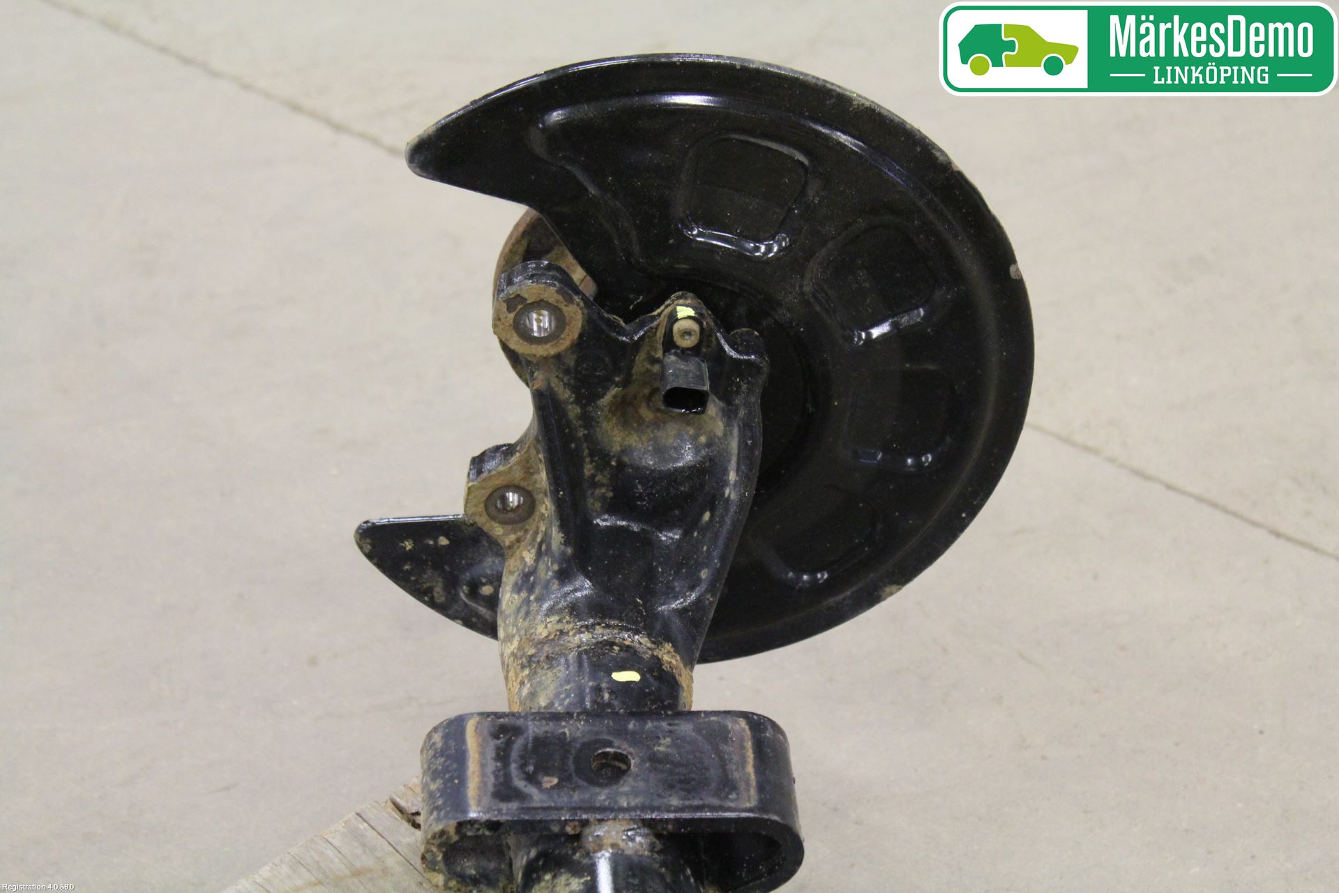 Volkswagen VW CADDY 11-15 Bakaxel