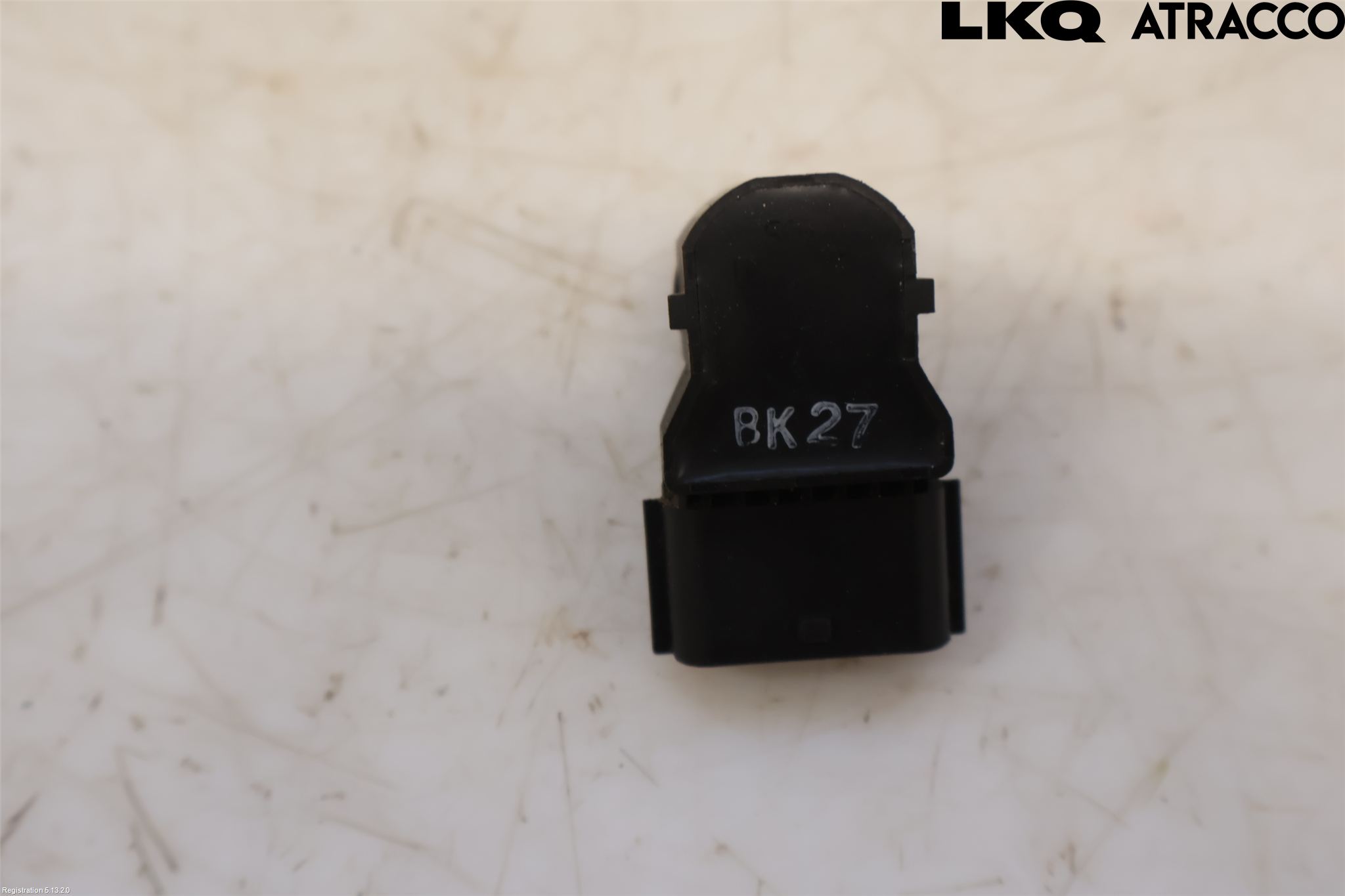 Hyundai i40 08-15 Parkeringshjälp Frontsensor