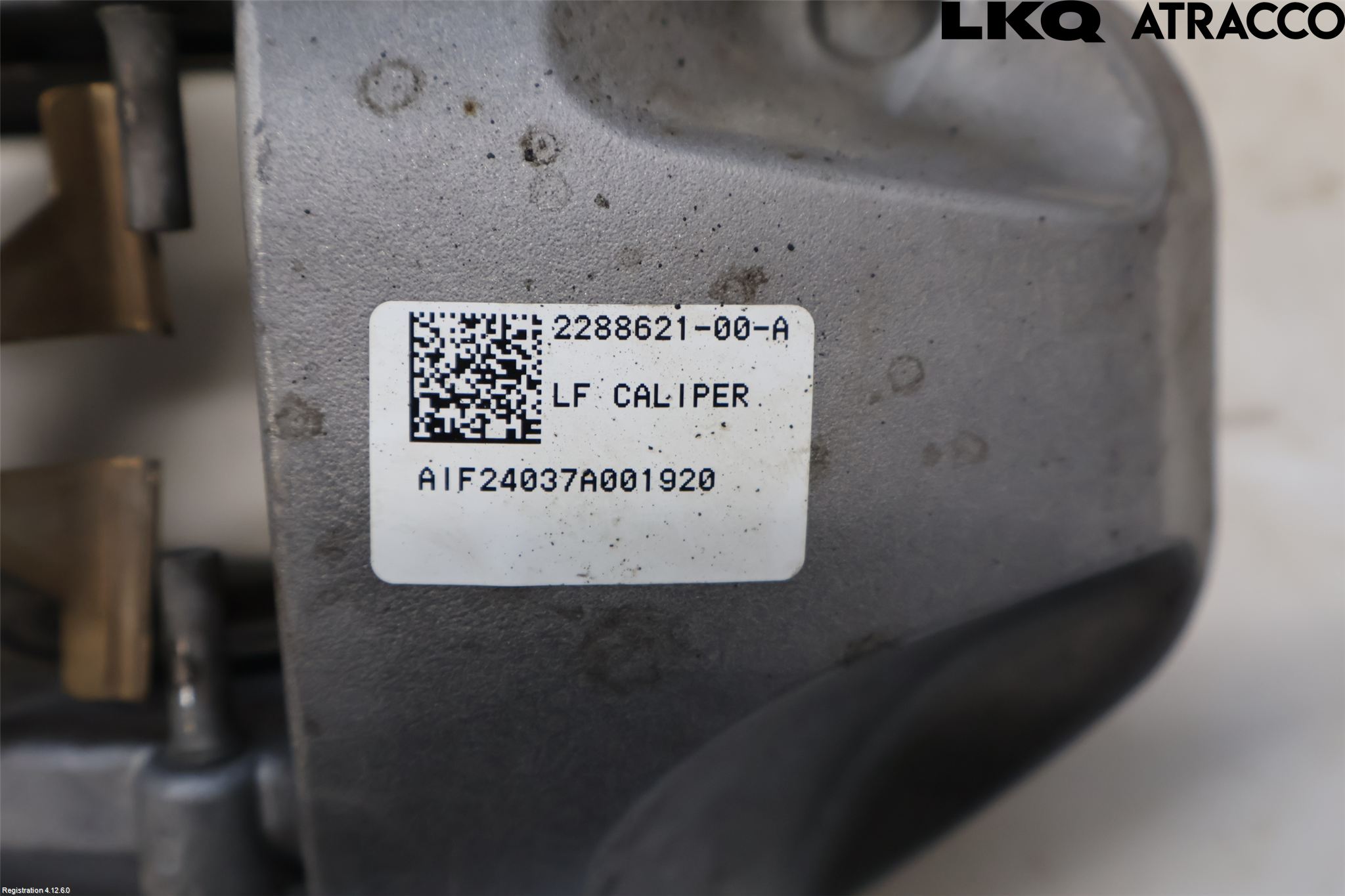 Tesla MODEL Y 21- Bromsok Fram Vänster