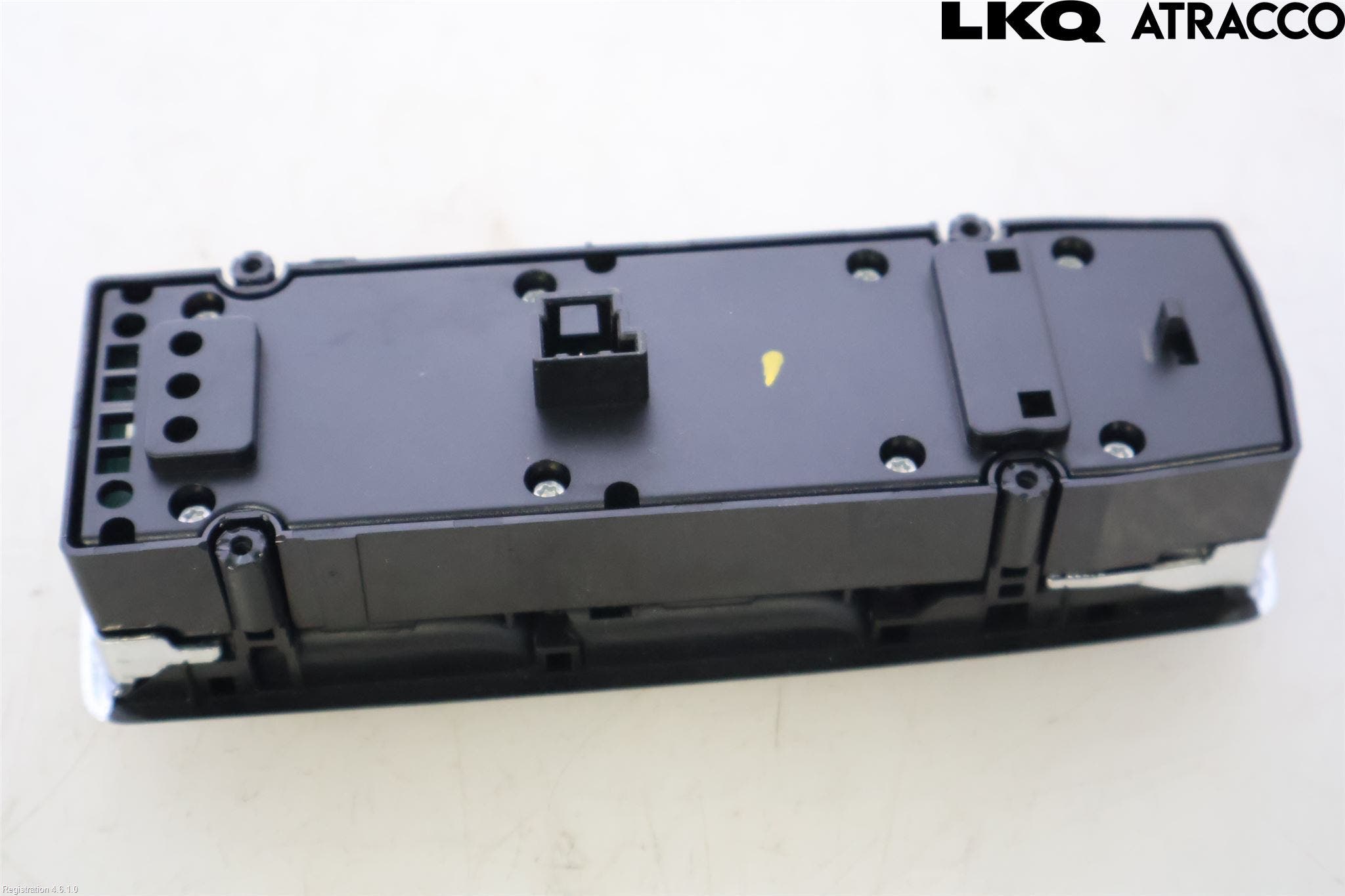 Mercedes-Benz MB C-KLASS (W204) 07-15 Strömställare Elhiss