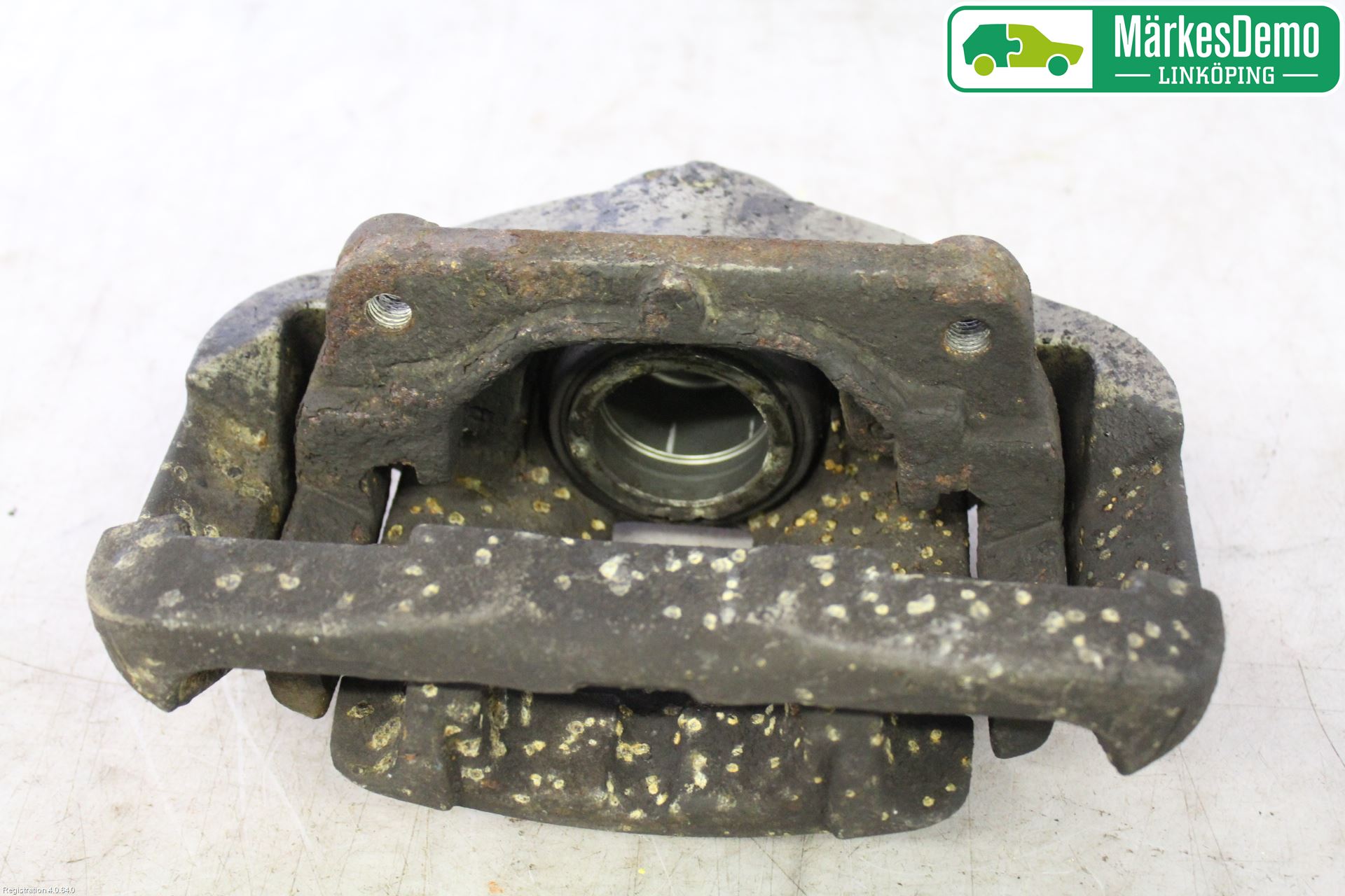 BMW 5 E60/61 Sed/Tou 02-10 Bromsok Fram Vänster