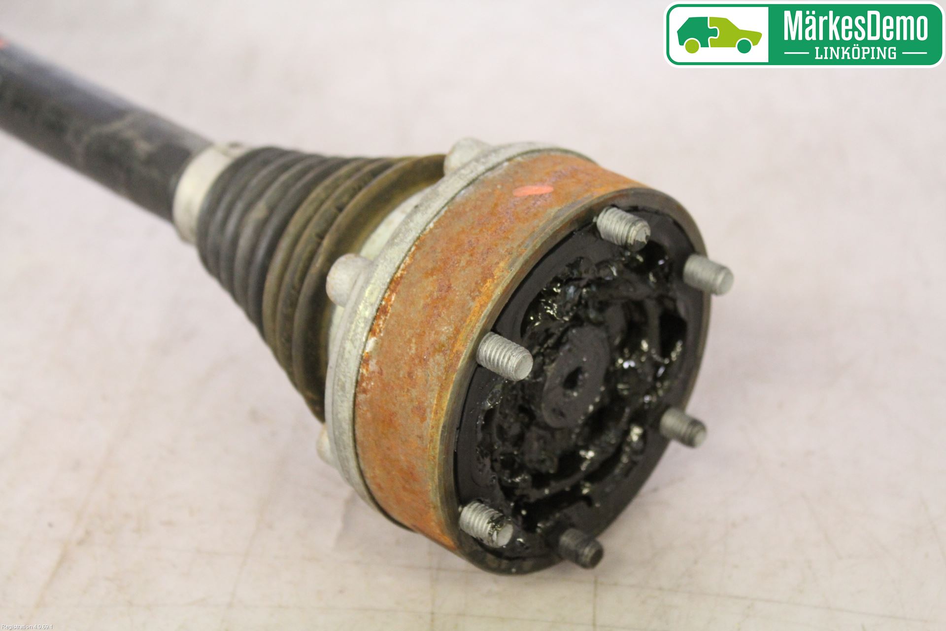 Skoda FABIA 15-21 Drivaxel Fram Vänster