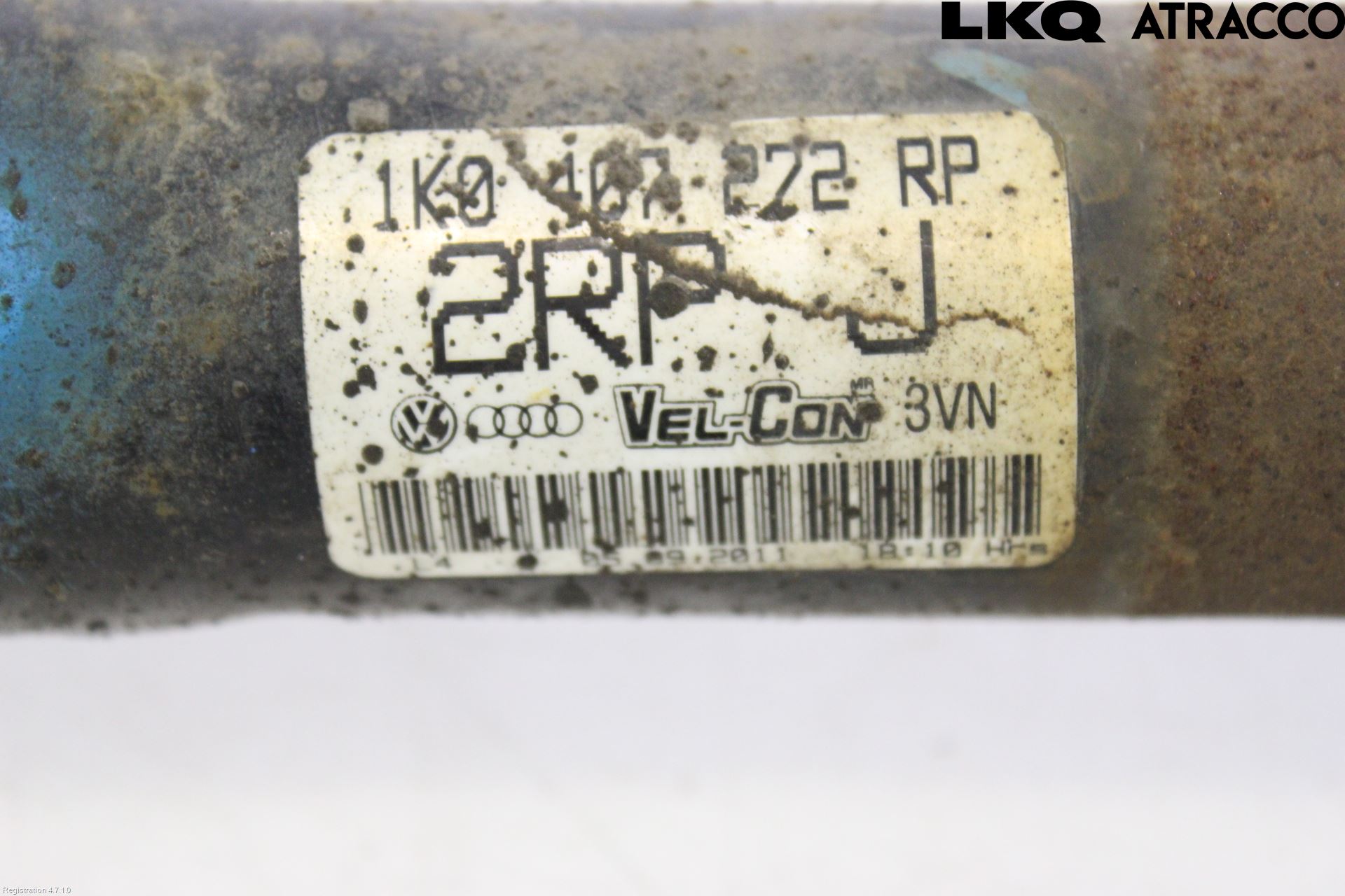 Volkswagen VW JETTA VI 11- Drivaxel Fram Höger