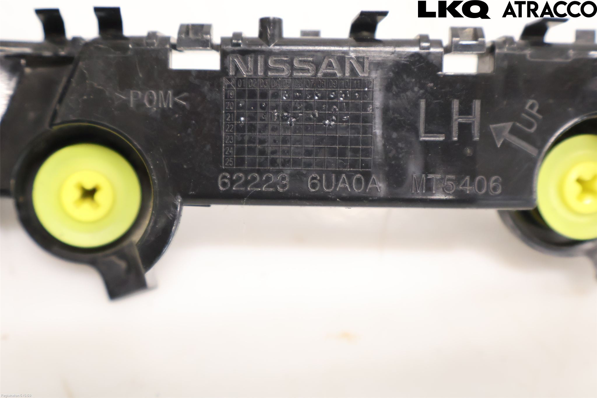 Nissan QASHQAI 21- Stötfångarfäste Fram Vä
