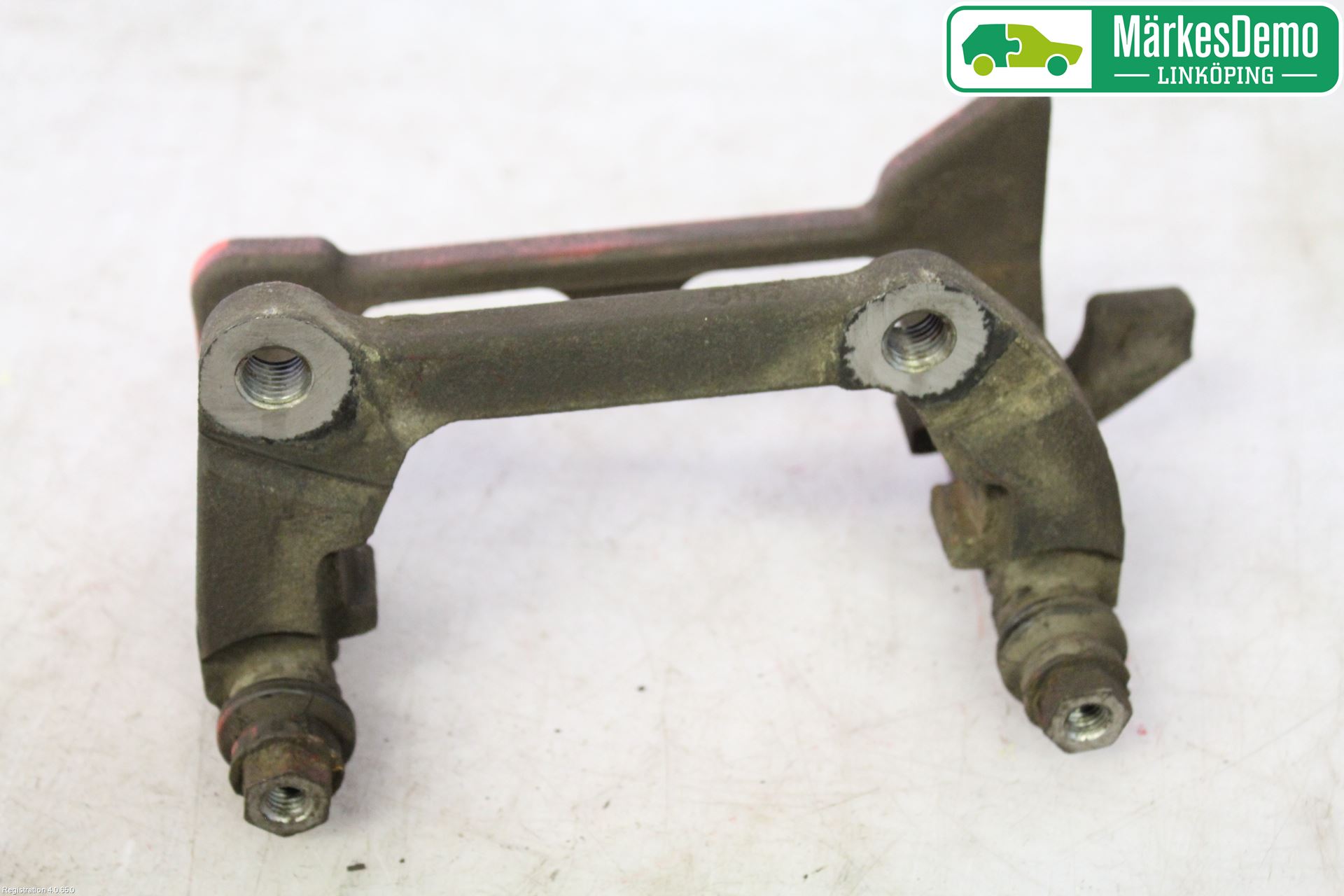 Audi A5 07-16 Bromsokshållare