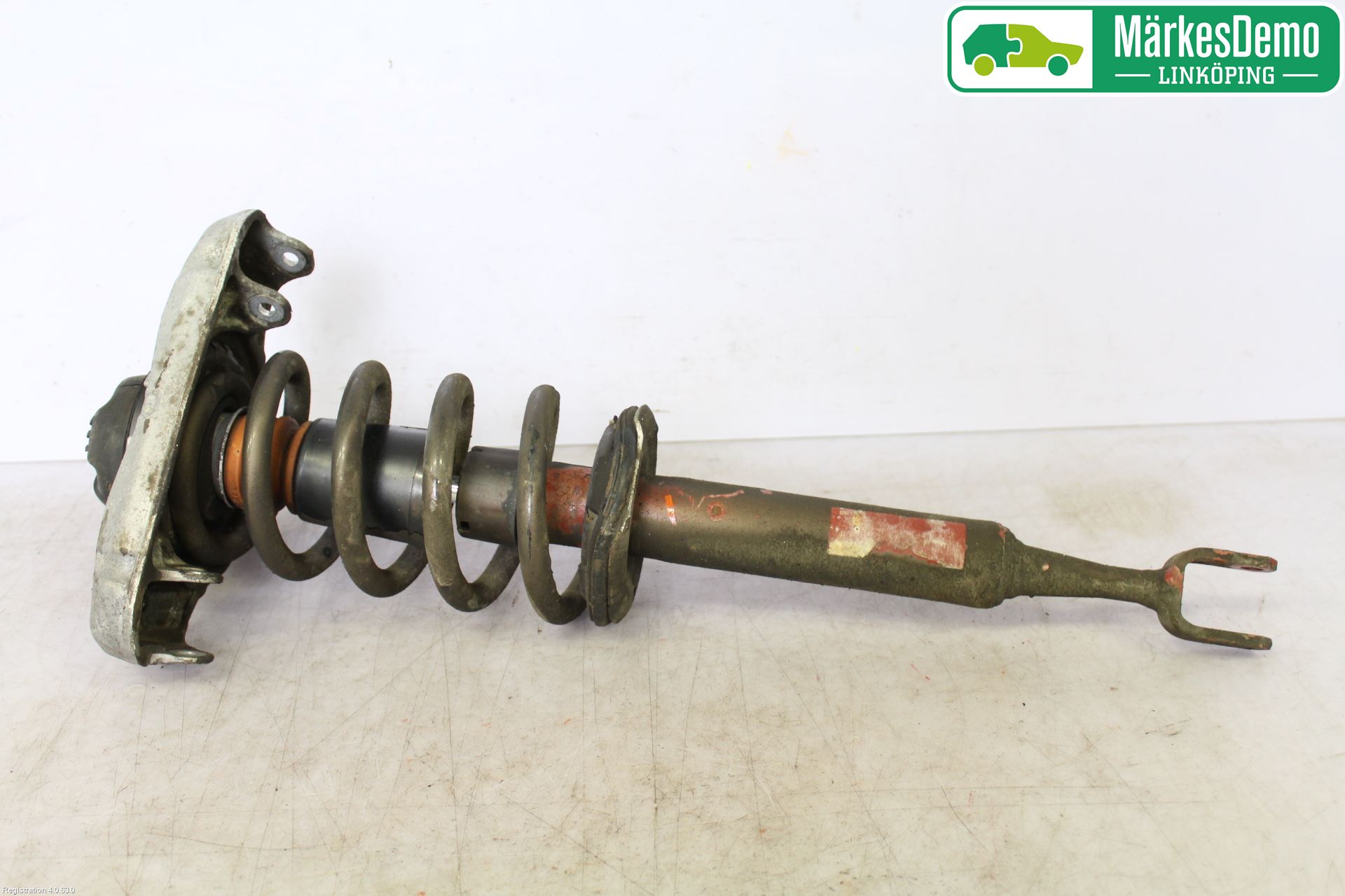 Audi A4/S4 01-05 Fjäderben Fram Höger