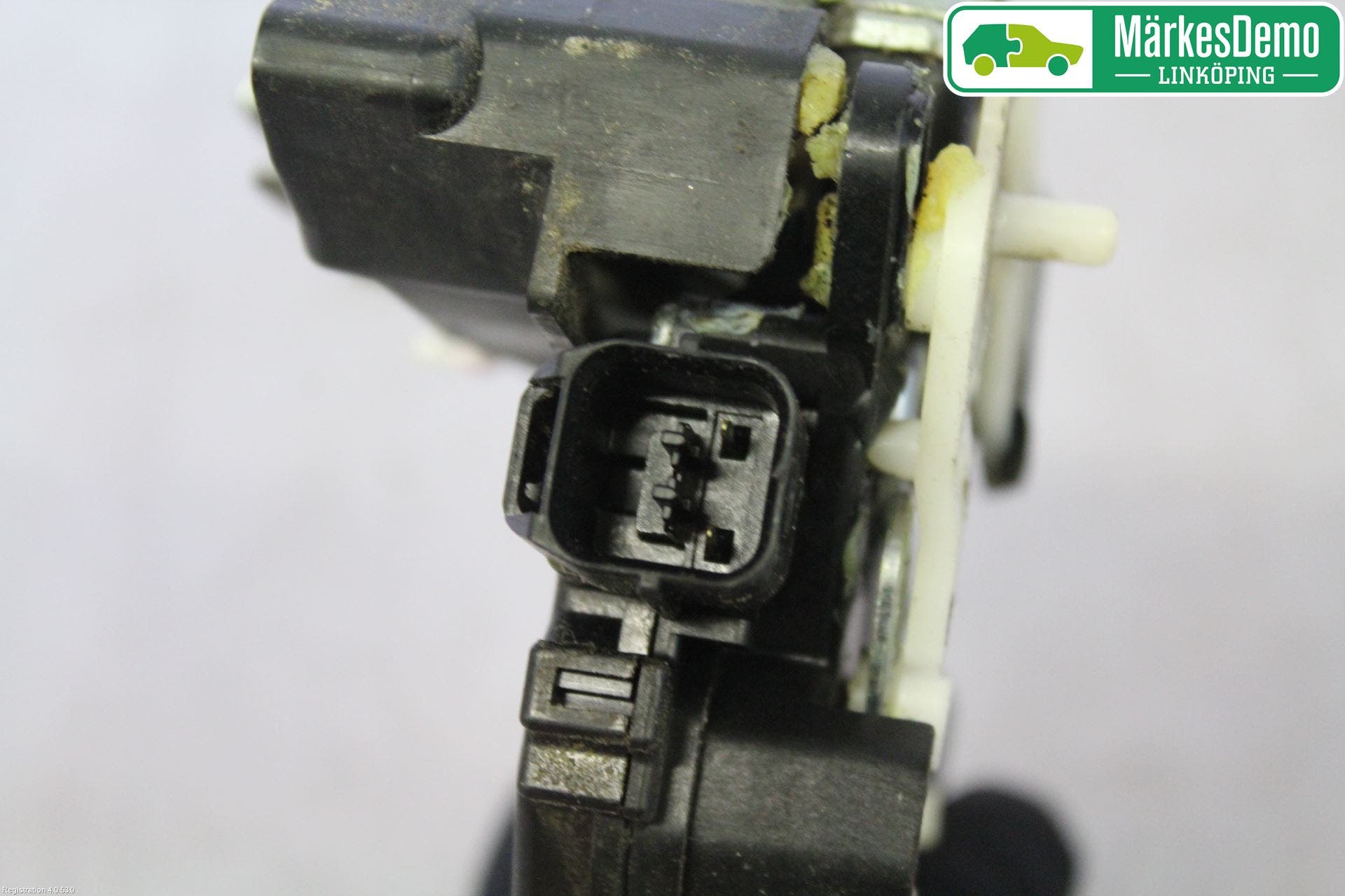 Mitsubishi GRANDIS Låskista-Dörrlås