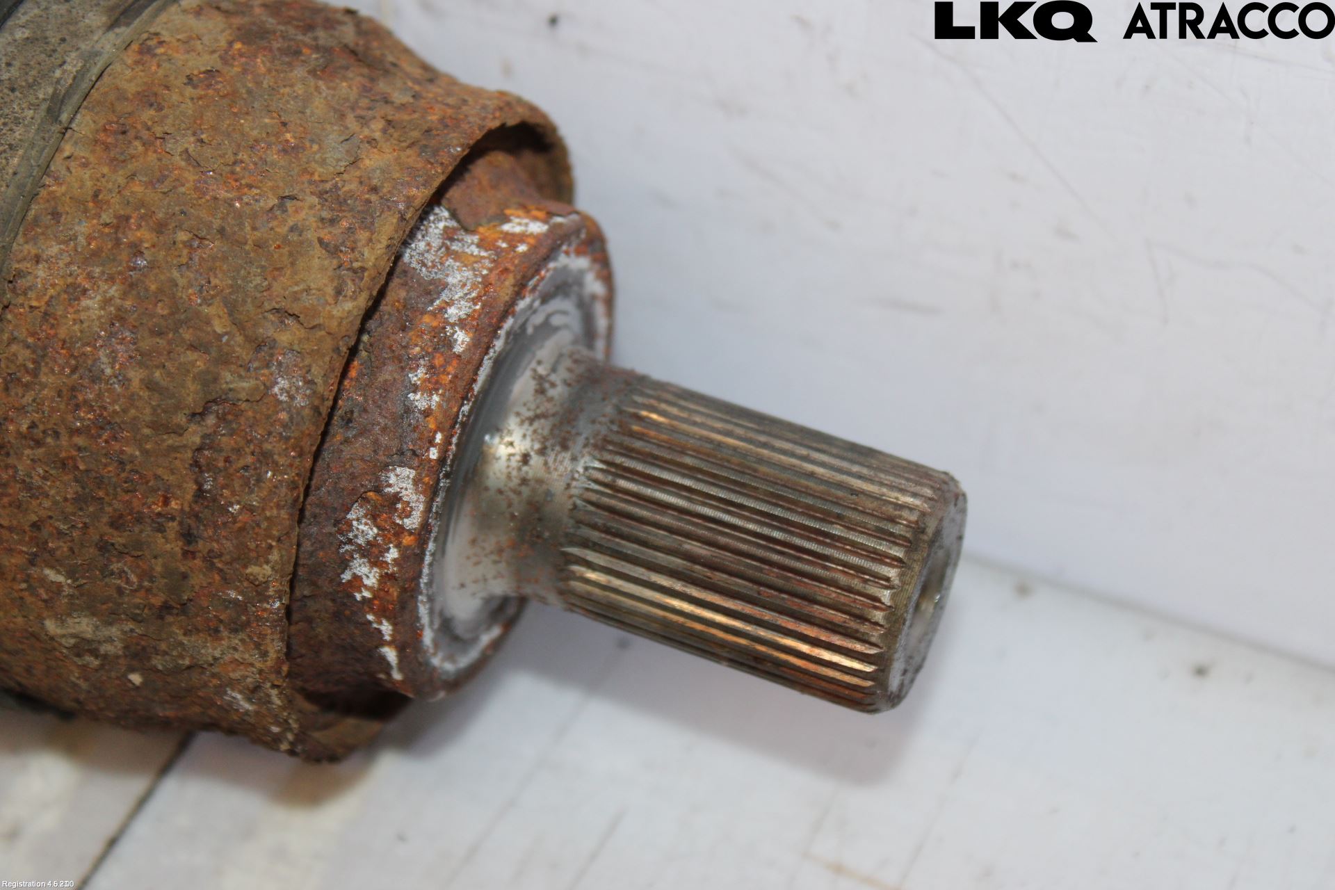 Volvo V40 12-19 Drivaxel Fram Höger