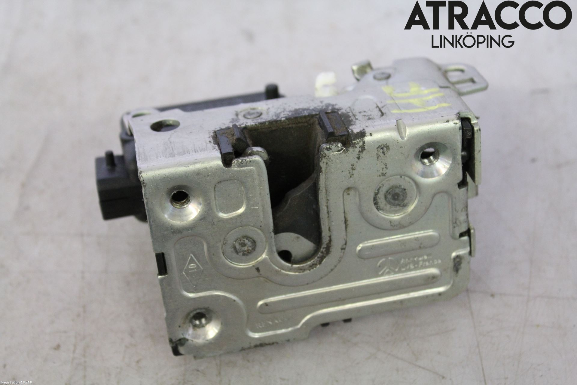 Dacia LOGAN PICK-UP Låskista-Dörrlås