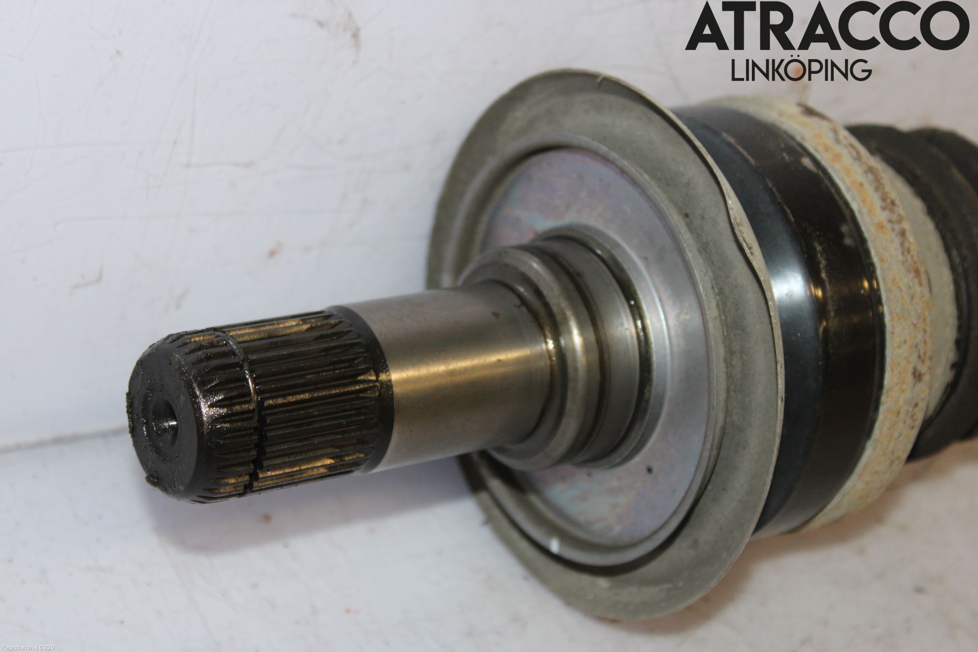 BMW 5 F10/F11/F18 09-17 Drivaxel Bak Vänster