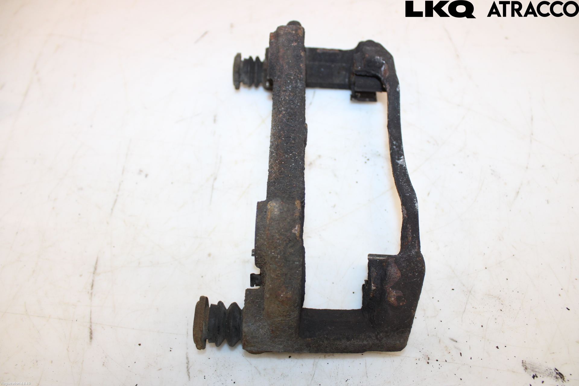 Ford TRANSIT SKÅP/BUSS 14-22 Bromsokshållare