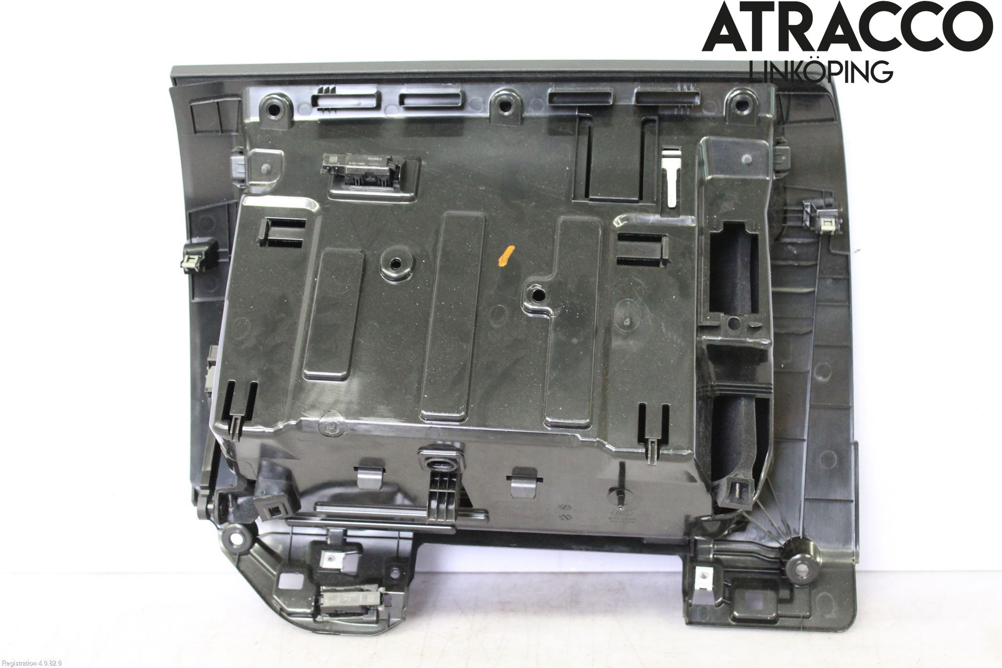 Volvo XC60 18- Handskfack