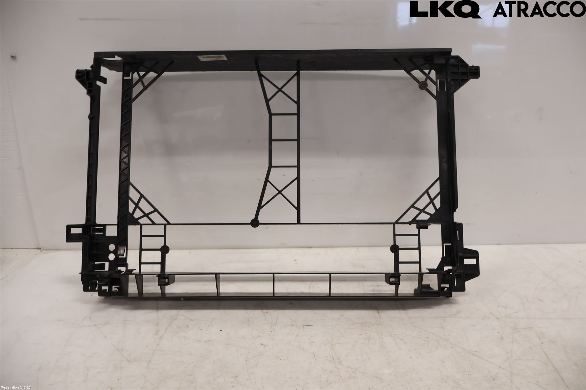 Opel INSIGNIA 17- Kylarfäste-Ram-Balk