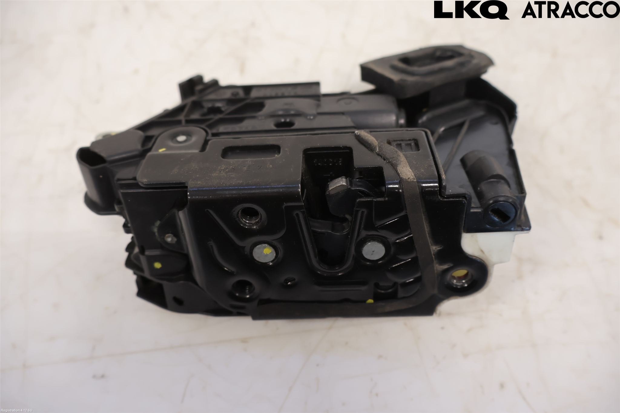 Volkswagen VW PASSAT 15-19 Låskista-Dörrlås
