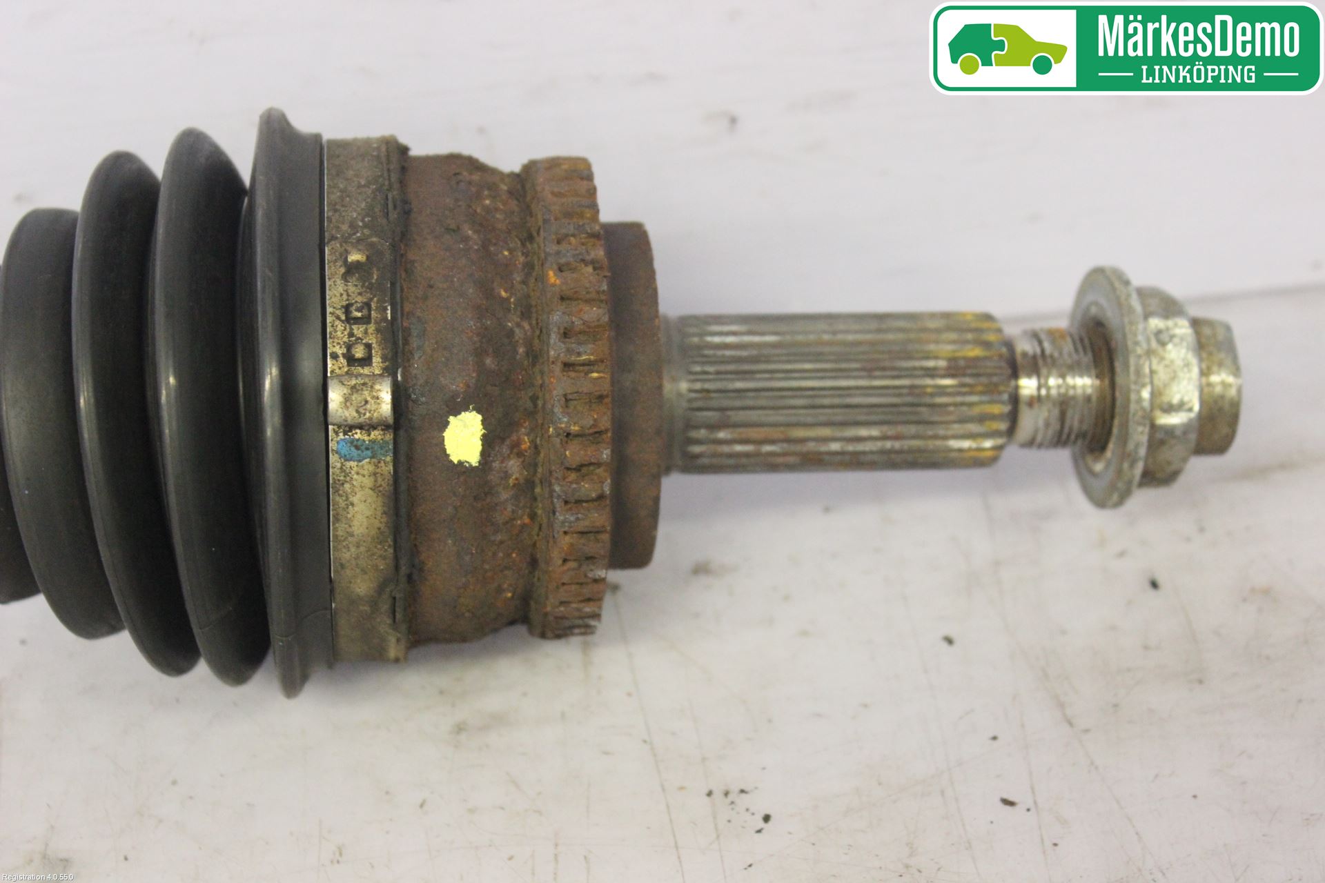 Hyundai ix20 Drivaxel Fram Höger