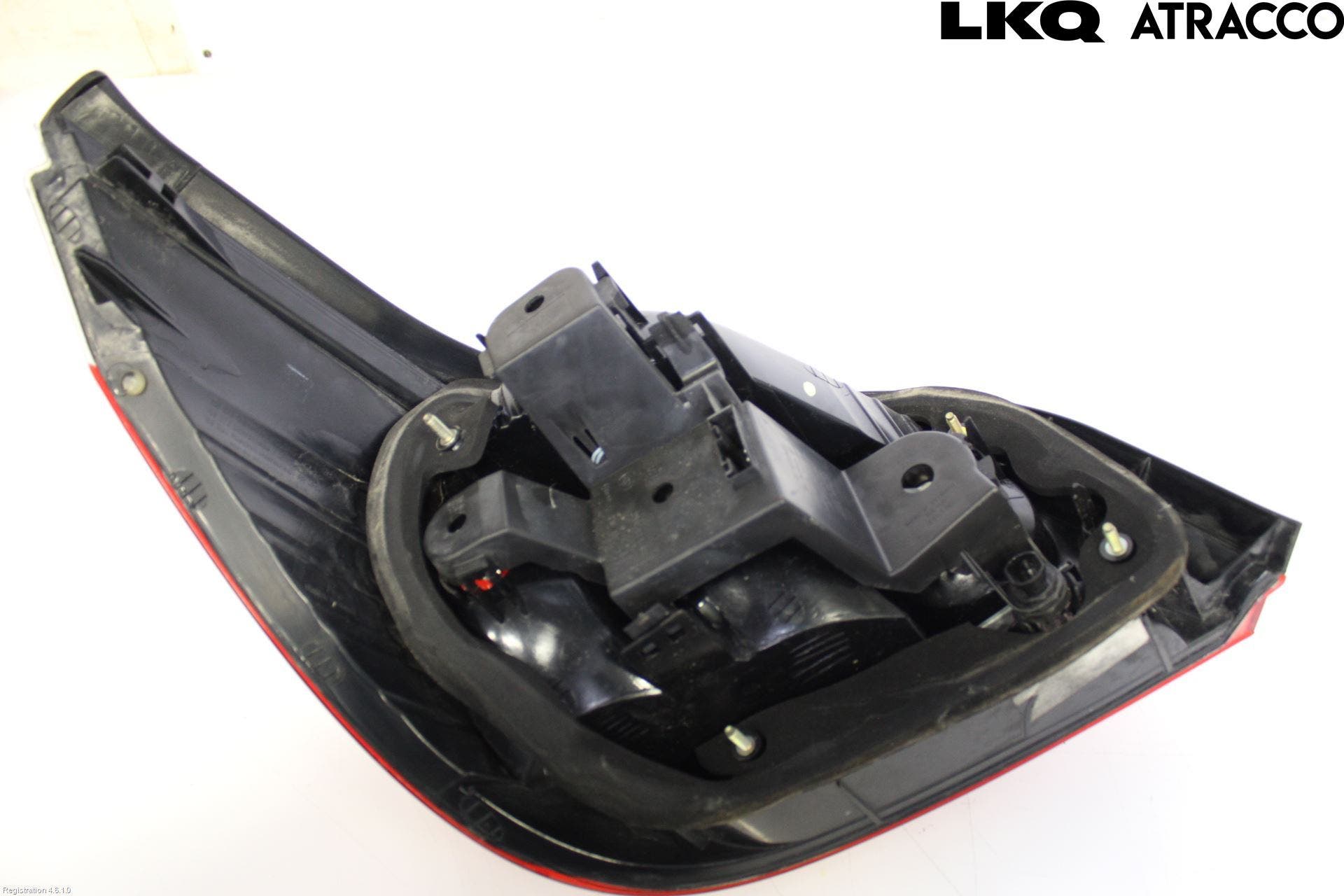 BMW 5 E60/61 Sed/Tou 02-10 Bakljus Höger