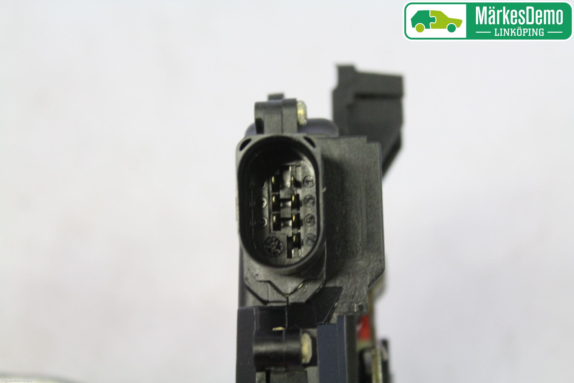 Audi A4/S4 01-05 Låskista-Dörrlås