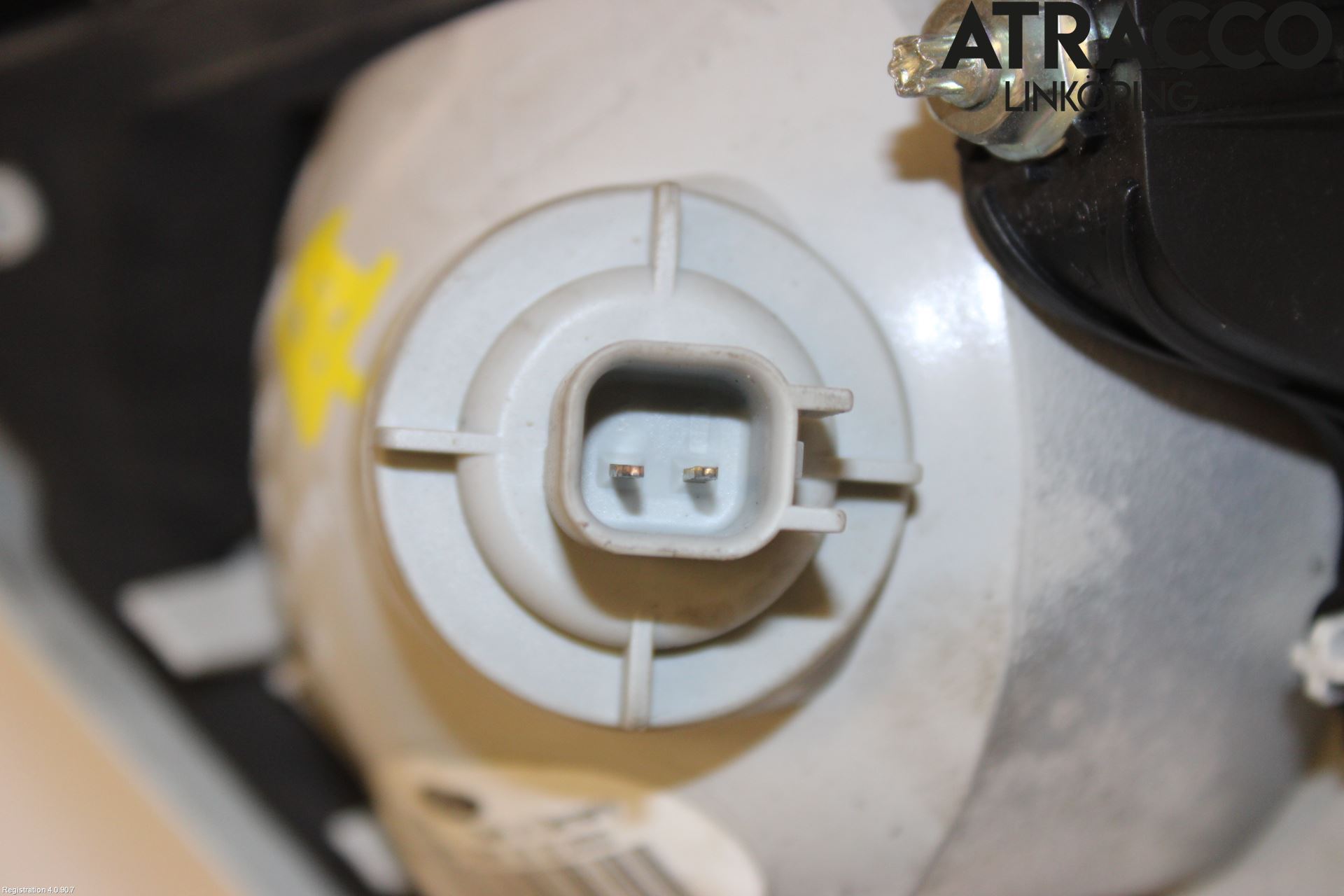 Ford KUGA 08-12 Bakljus Lucka Hö