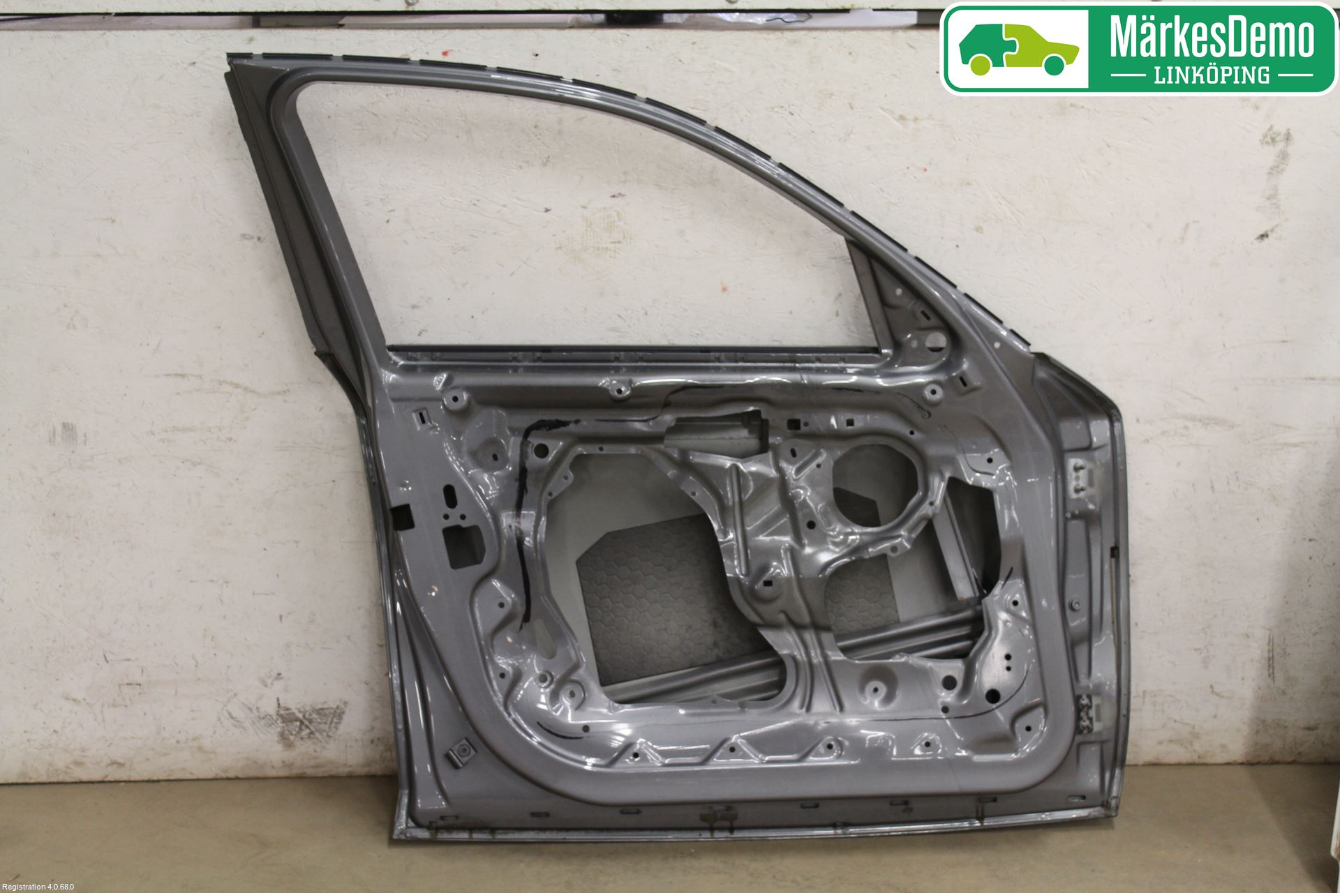 BMW 1 E87/81 5D/3D 03-11 Dörr Fram Vänster