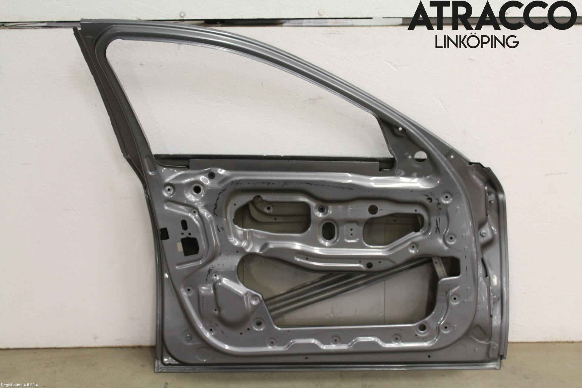 BMW 5 F10/F11/F18 09-17 Dörr Fram Vänster