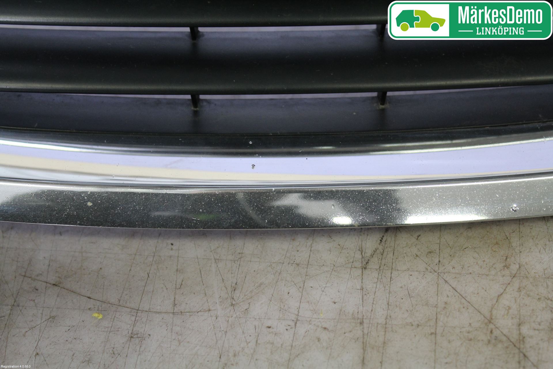 Saab 9-5     06-10 Grilldel Mitt