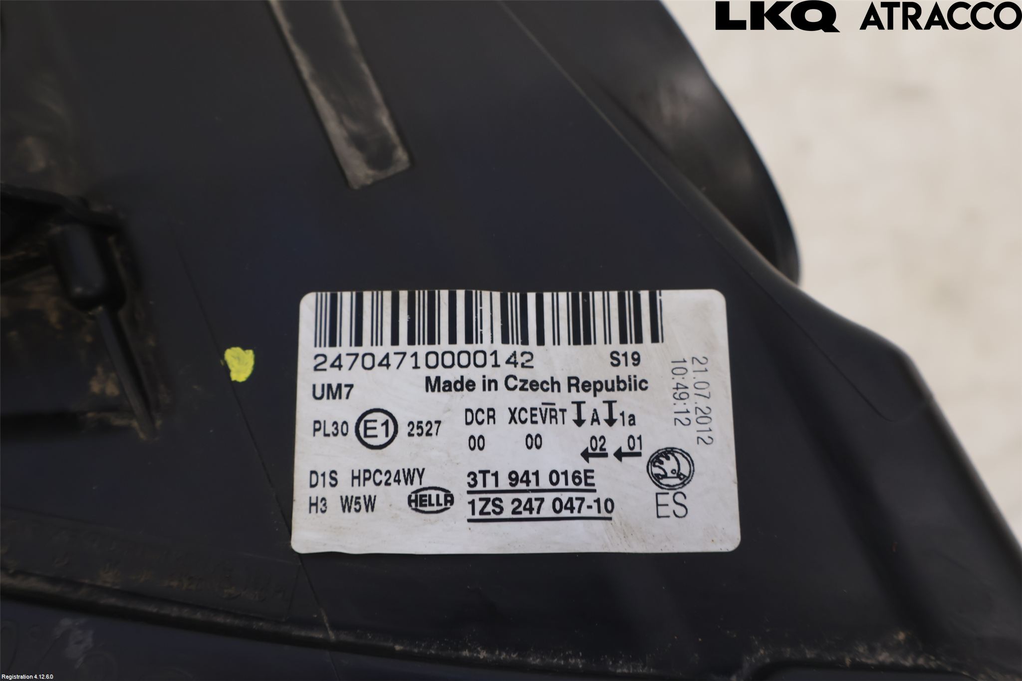 Skoda SUPERB 09-15 Strålkastare Höger