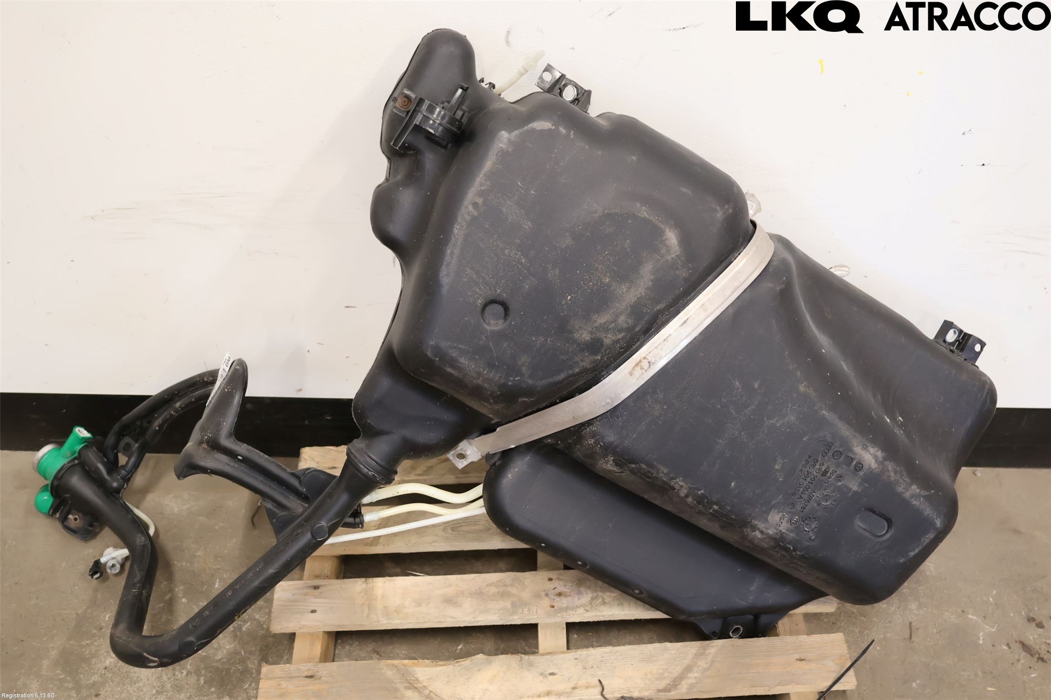 Volkswagen VW POLO 10-17 Bränsletank
