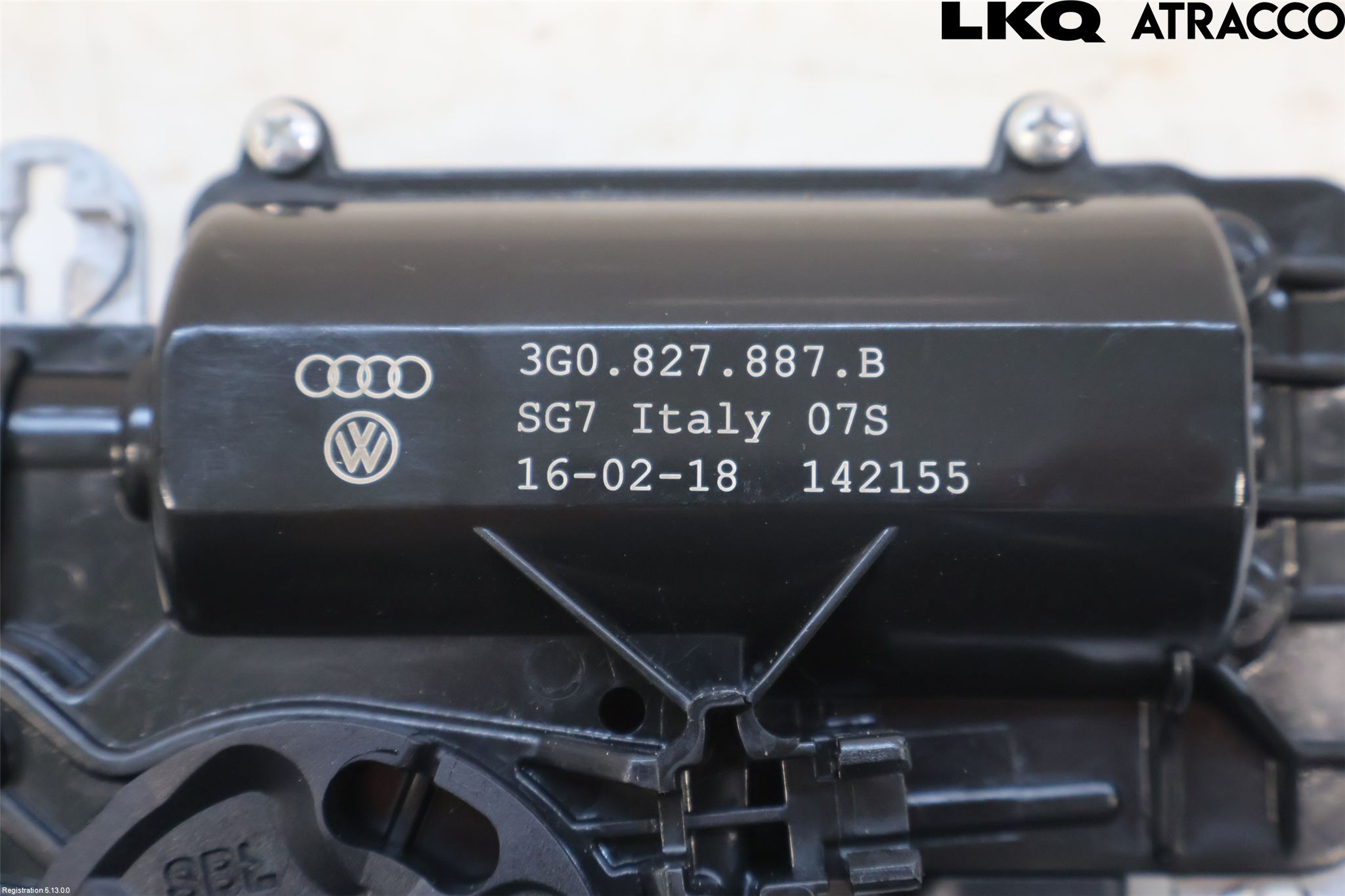 Volkswagen VW PASSAT 15-19 Bakluckeöppnare Automatisk