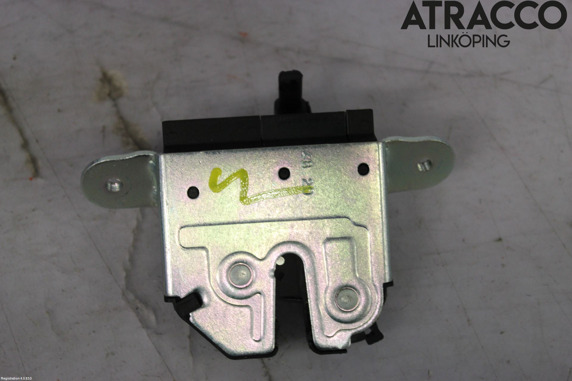 Opel ASTRA K 16-22 Låskista Baklucka