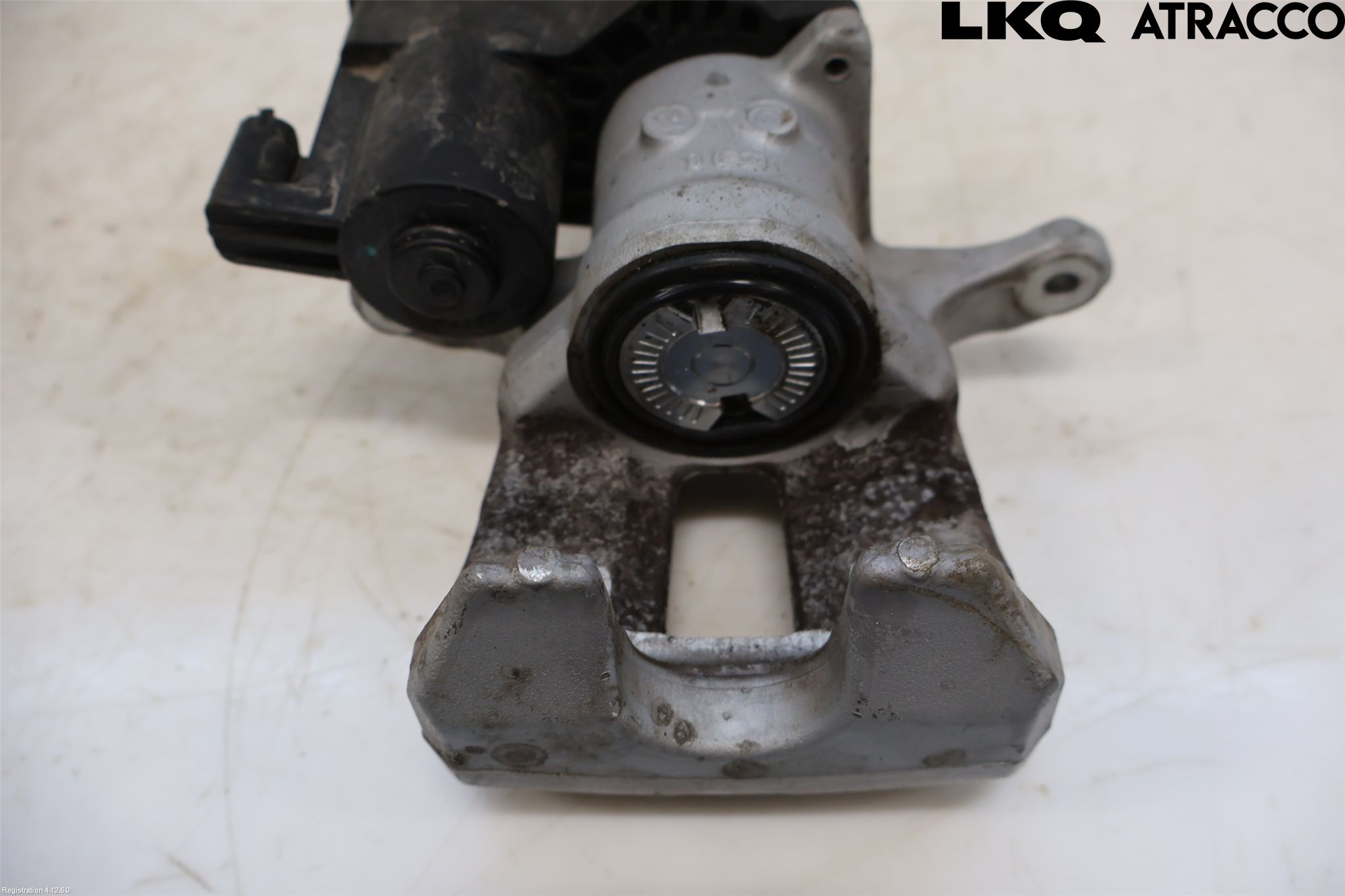 Tesla MODEL Y 21- Bromsok Bak Höger