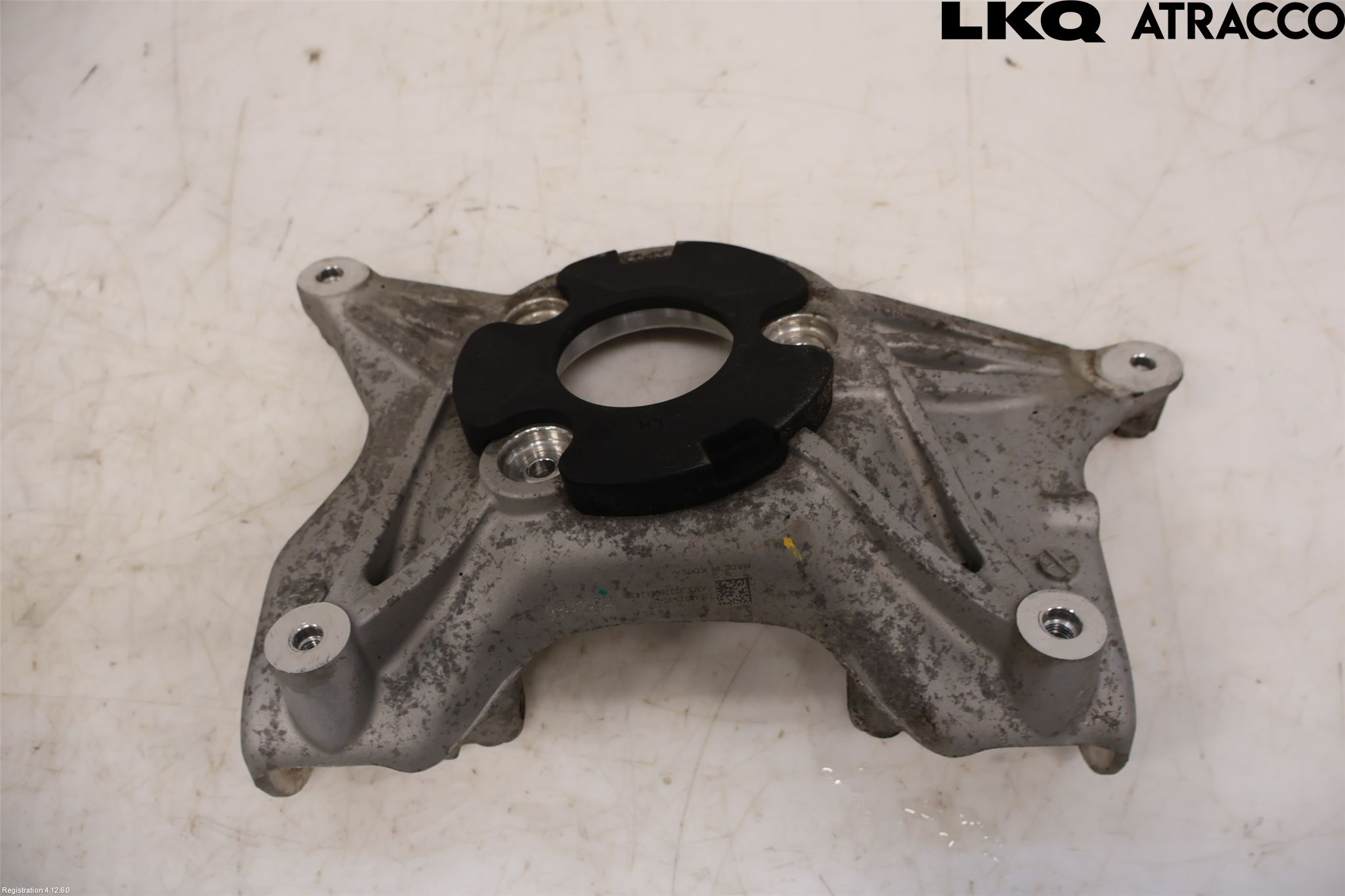 Tesla MODEL Y 21- Fjäderbenslager Fram