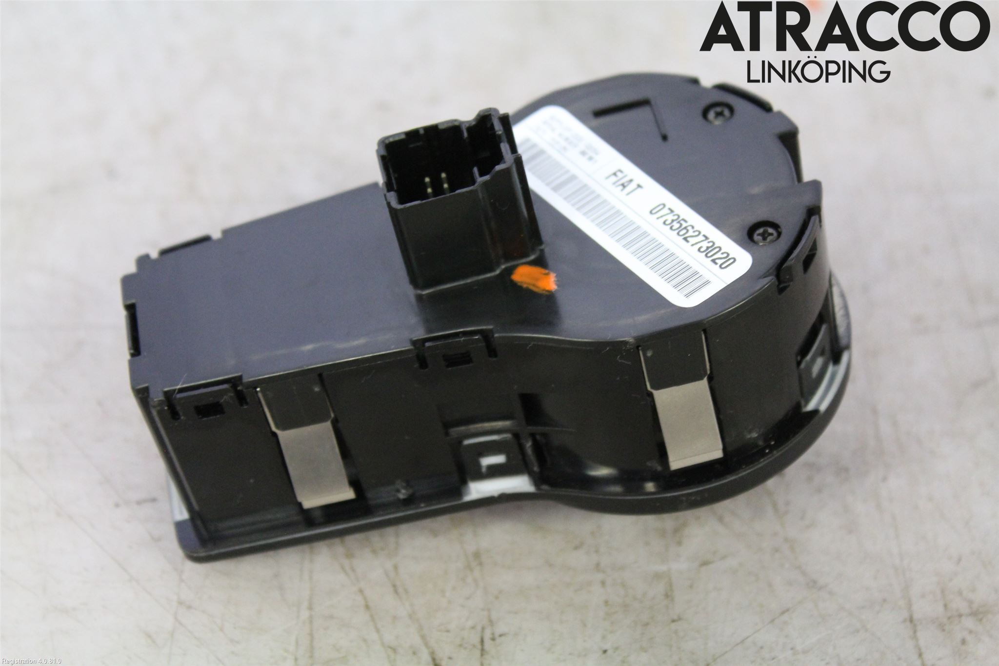 Fiat 500X 15- Strömställare Ljus