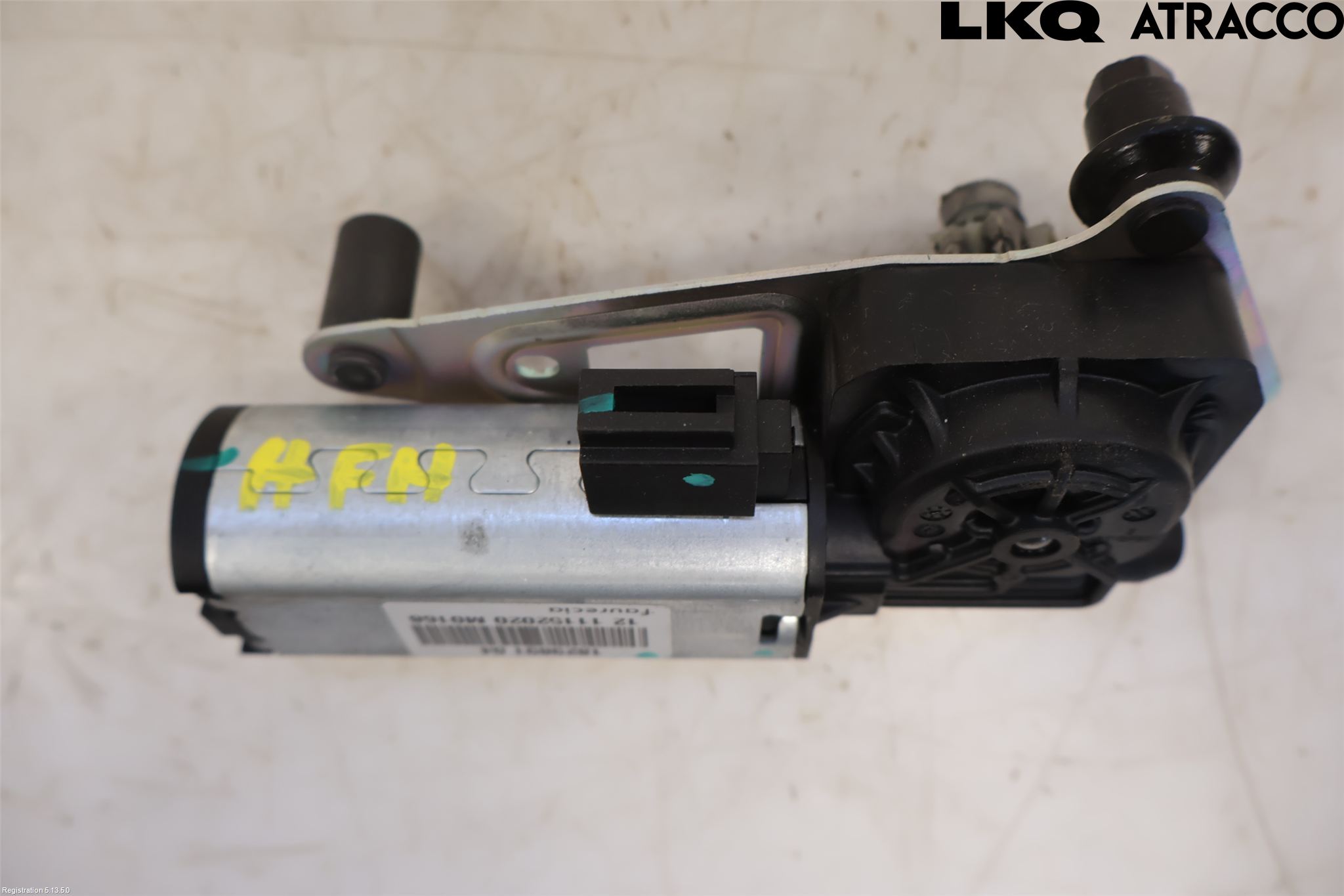 Porsche TAYCAN 20- Inredstol Reglermotor Fr