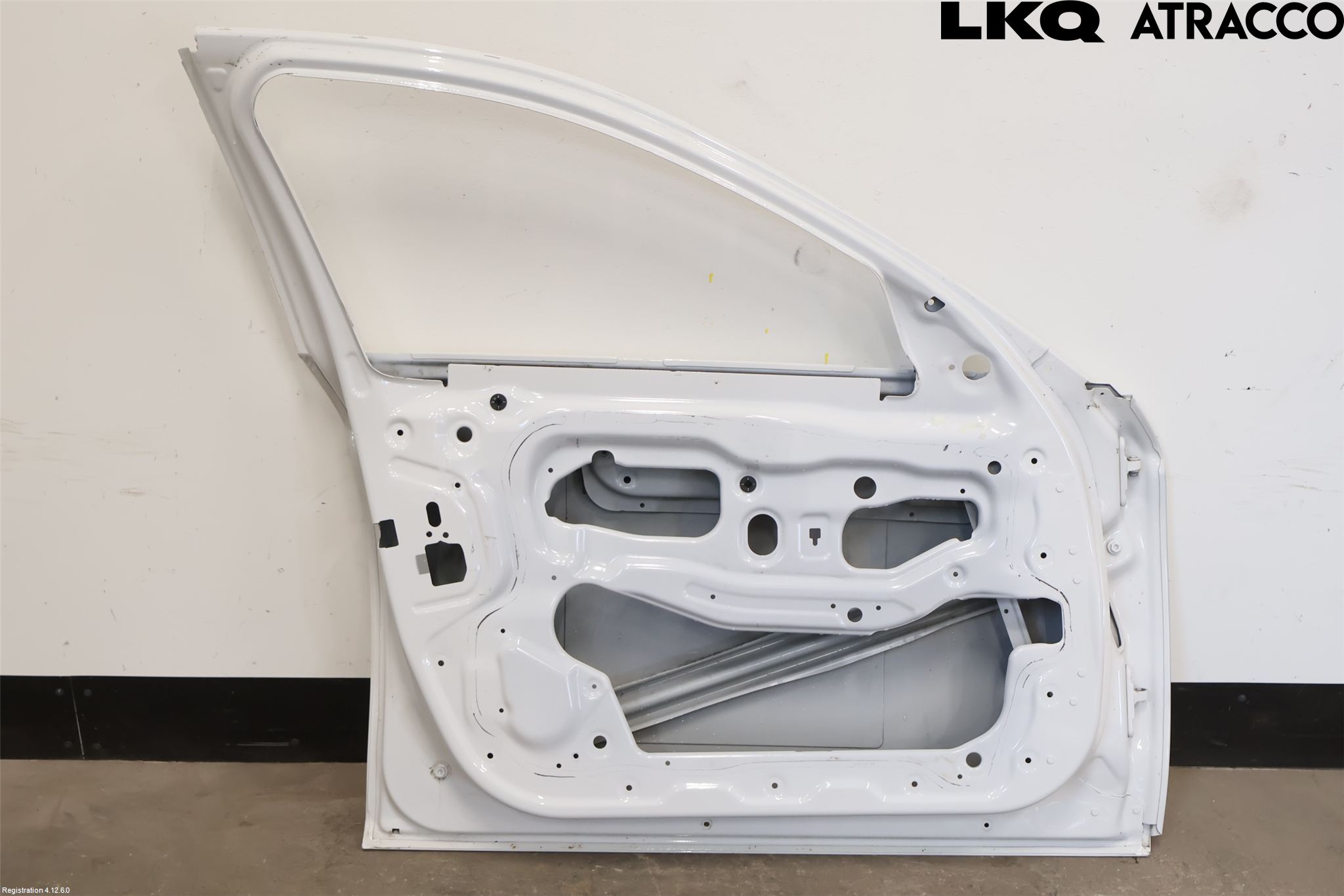 BMW 5 F10/F11/F18 09-17 Dörr Fram Vänster