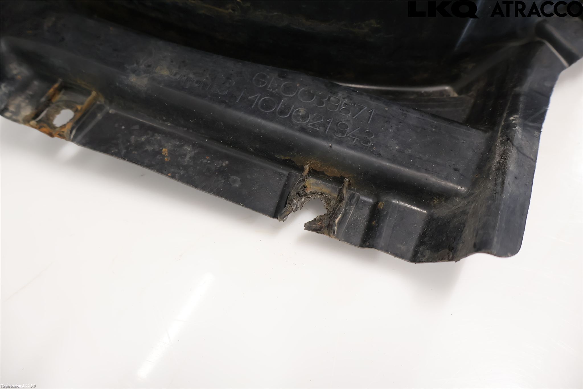 Peugeot 3008 17-24 Skärm Inner
